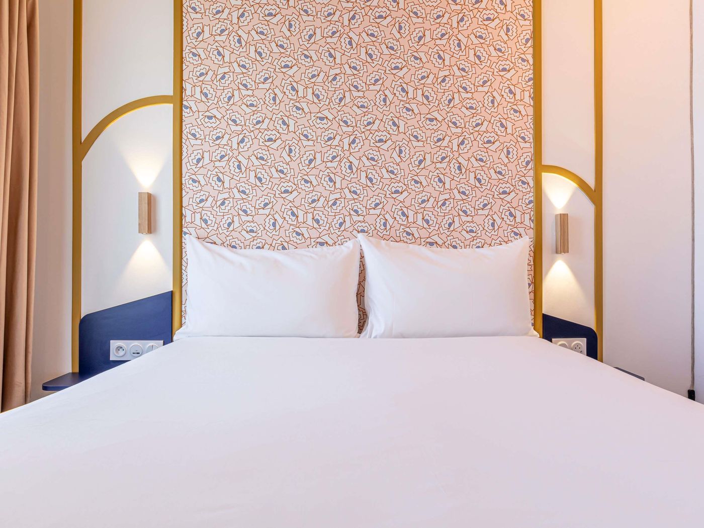 Ibis-Styles-Paris-Cambronne-Room-28