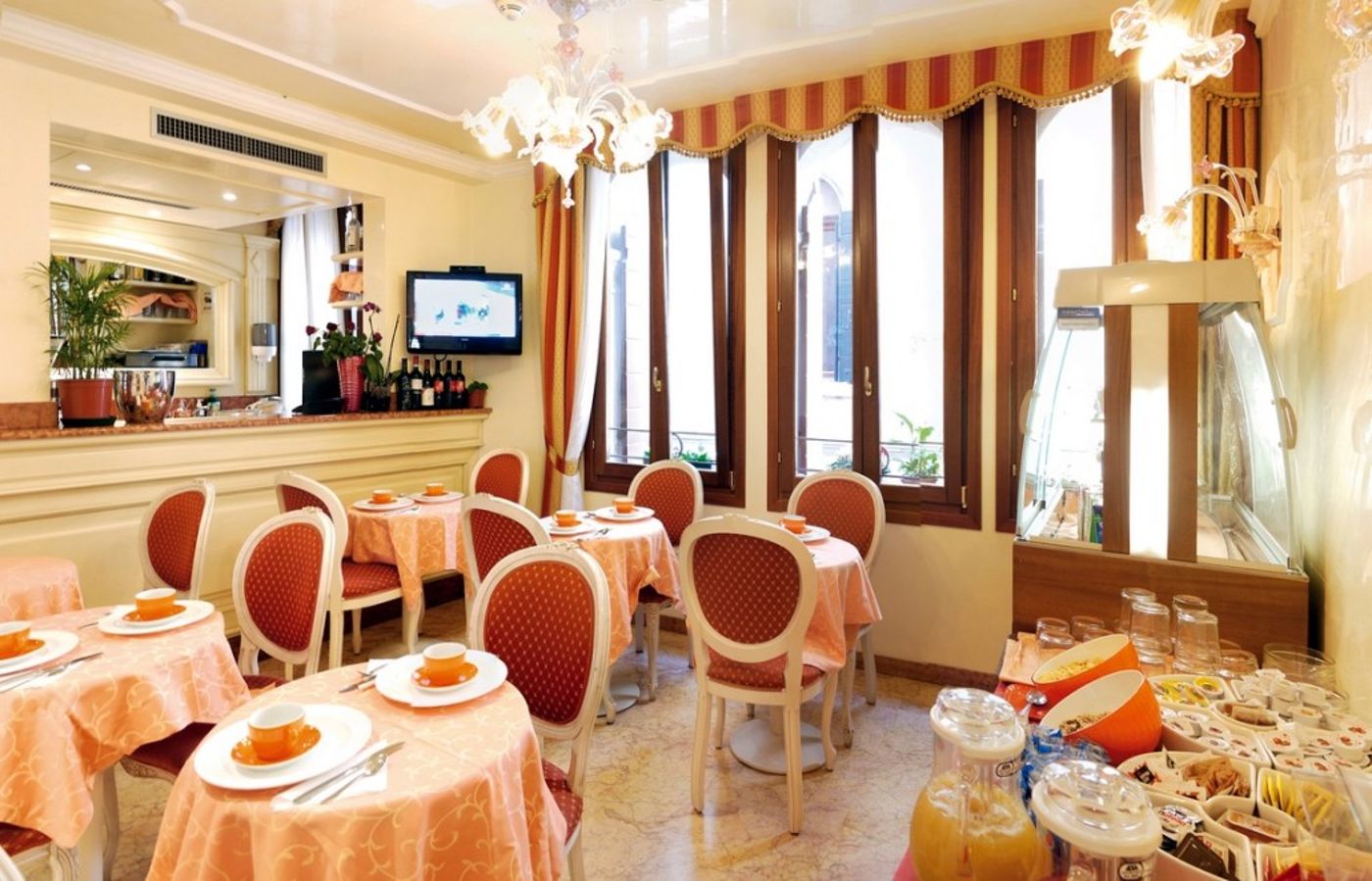 Hotel-San-Luca-Restaurant-28