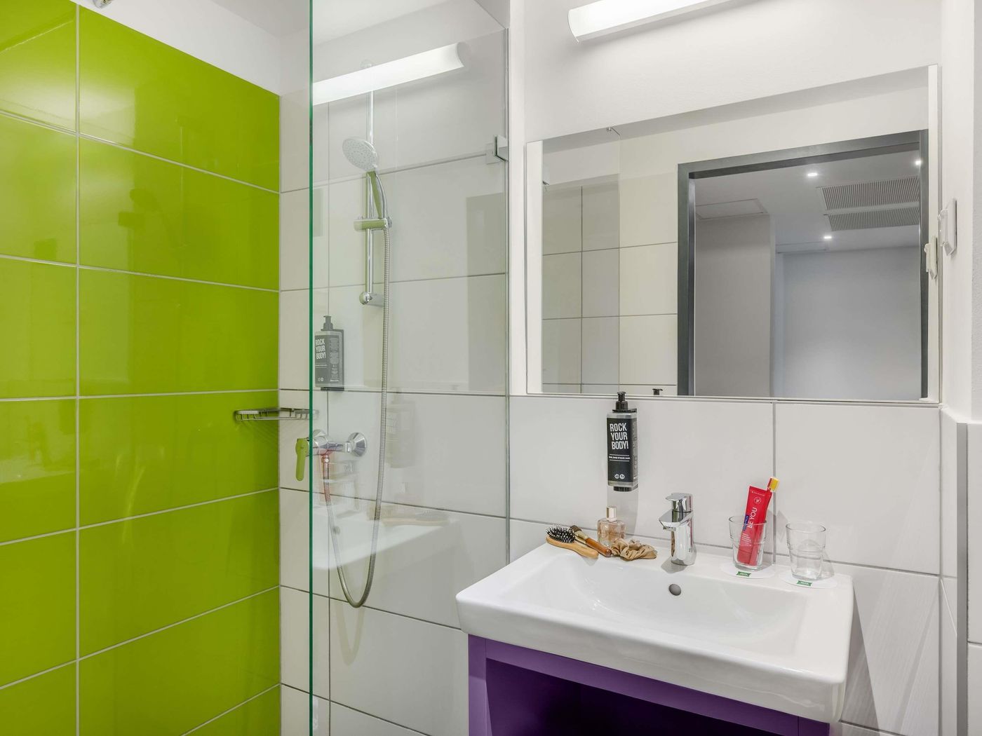 ibis-Styles-Budapest-Airport-Room-34