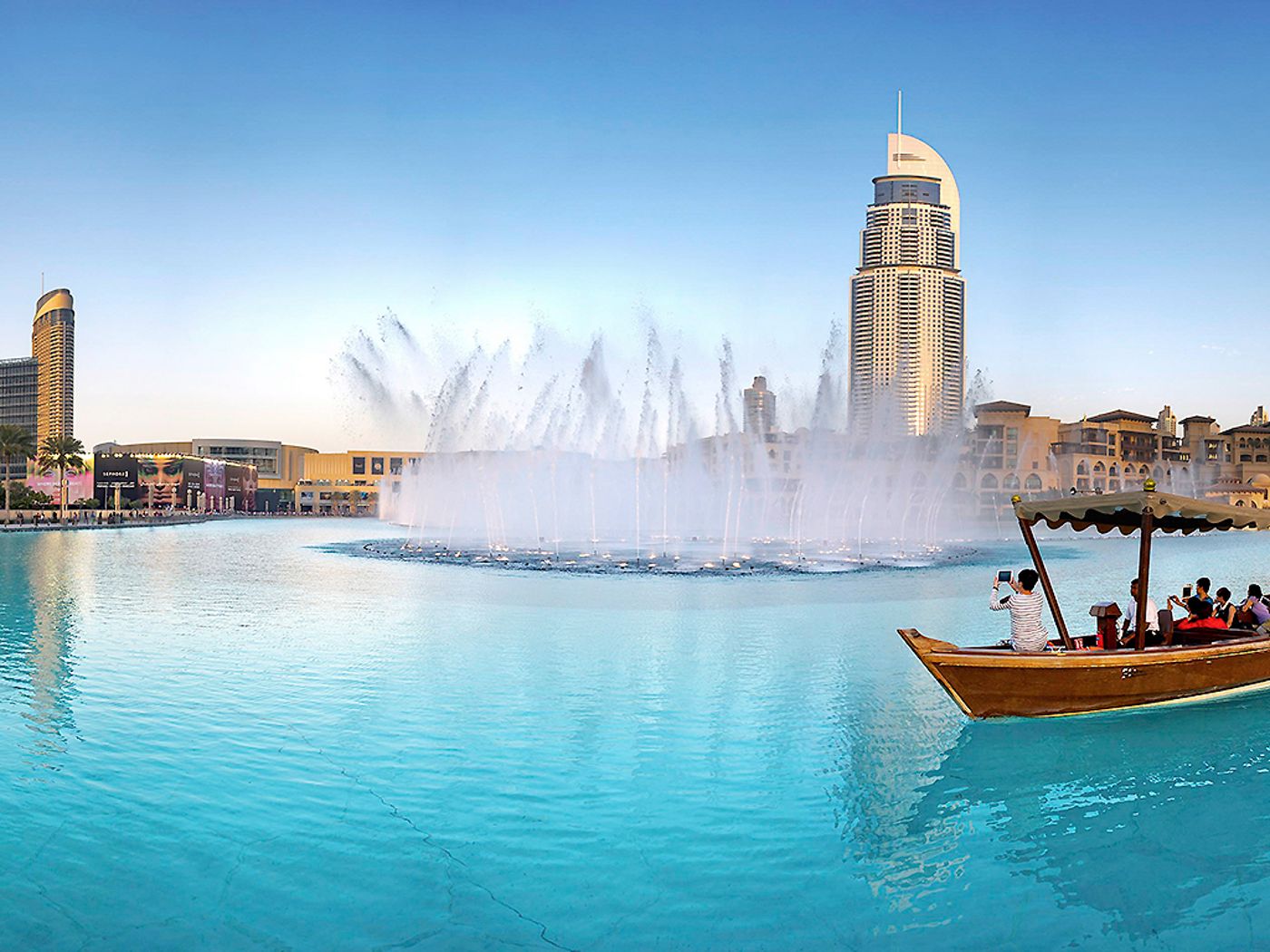 Pullman-Dubai-Jumeirah-Lakes-Towers-Sports-and-Entertainment-8