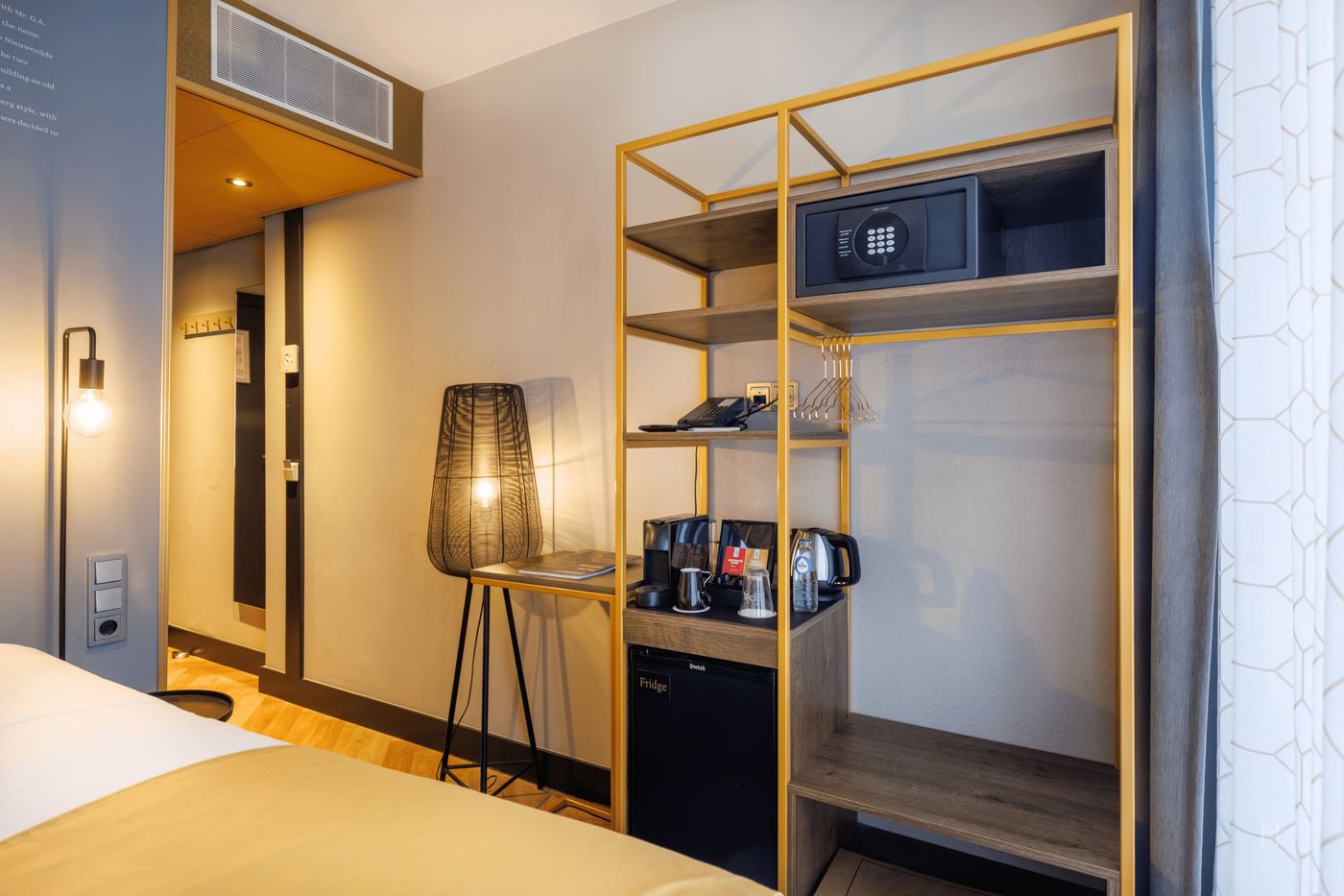 Die-Port-Van-Cleve-Room-49