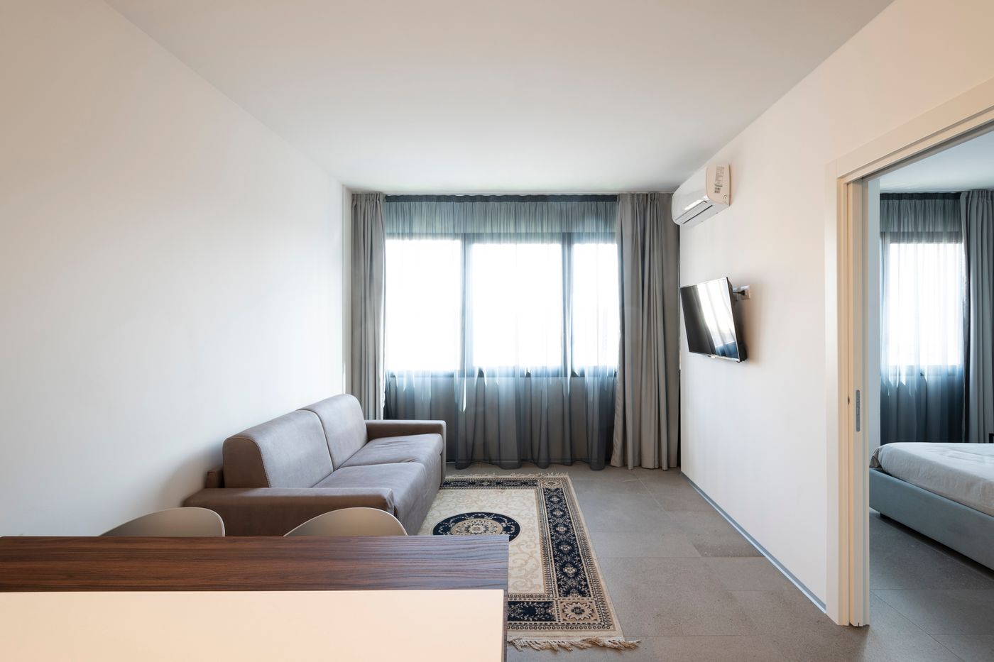 Alkamuri-Posh-Hotel---Spa-Room-11