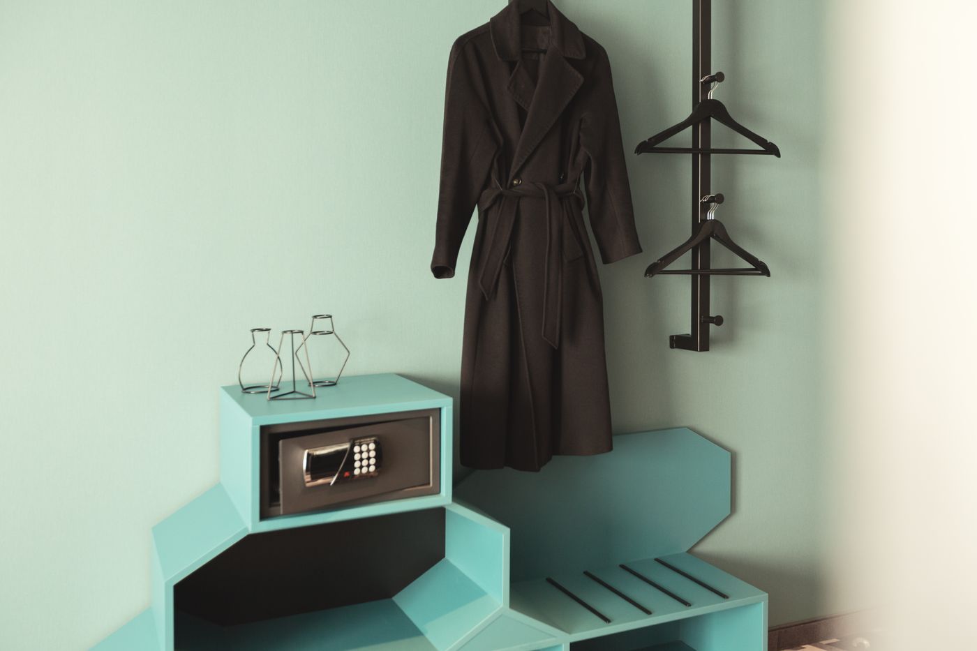 the-niu-Flash-Room-5