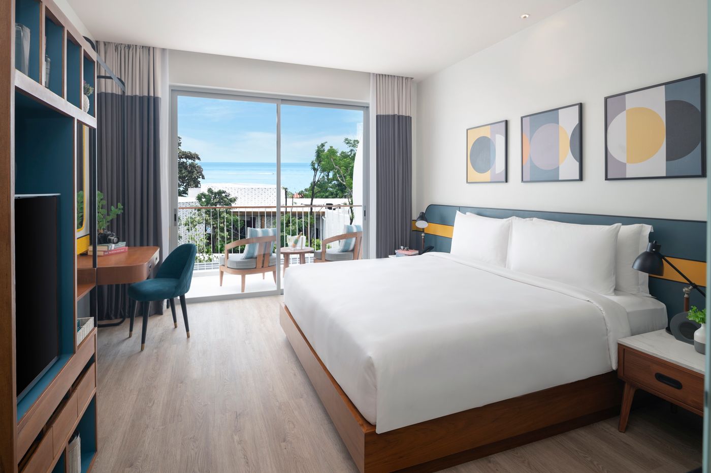 Avani-Chaweng-Samui-Hotel---Beach-Club-Room-12