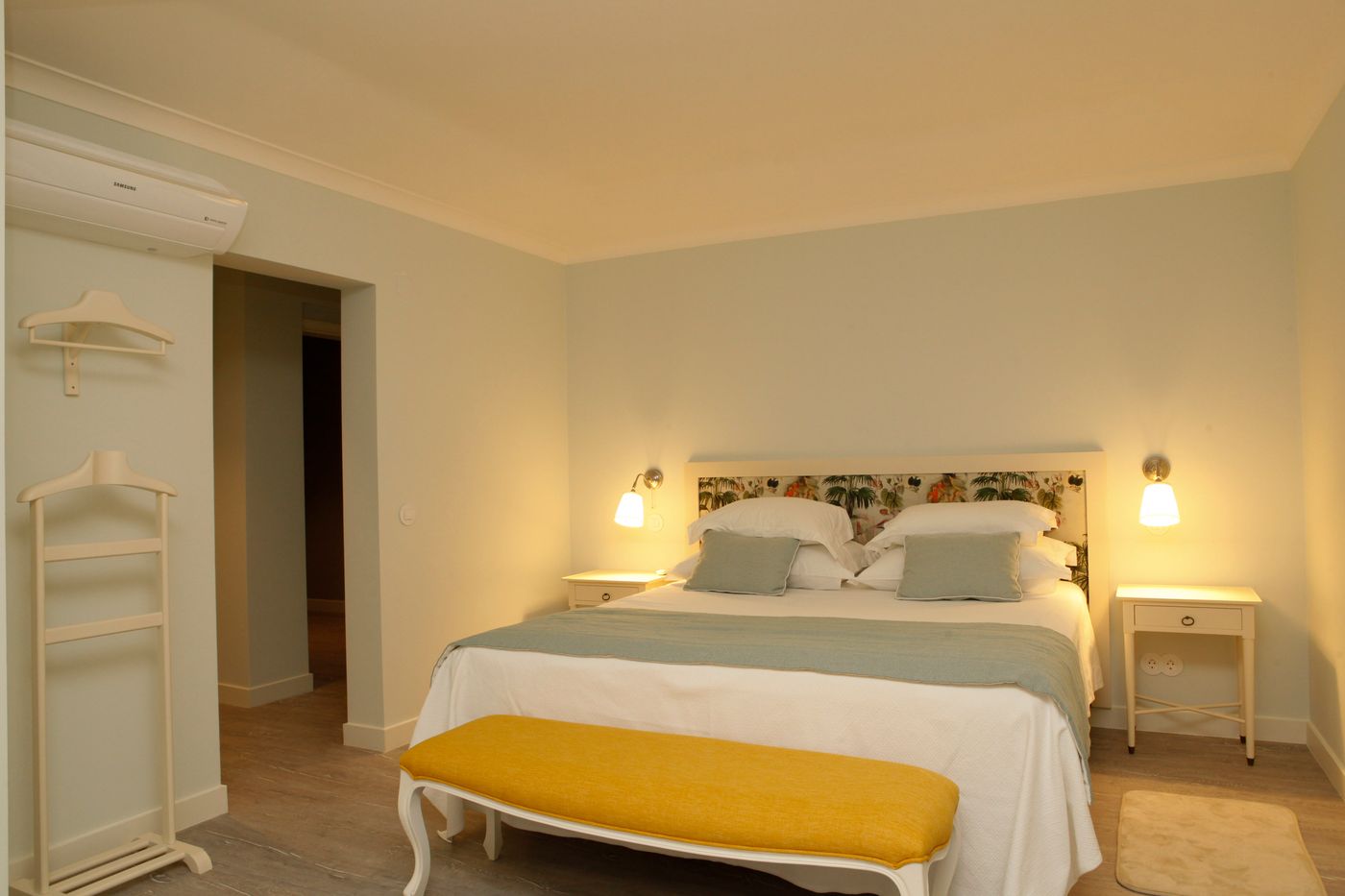 Casa-Palmela---Small-Luxury-Hotels---Villas-Room-47