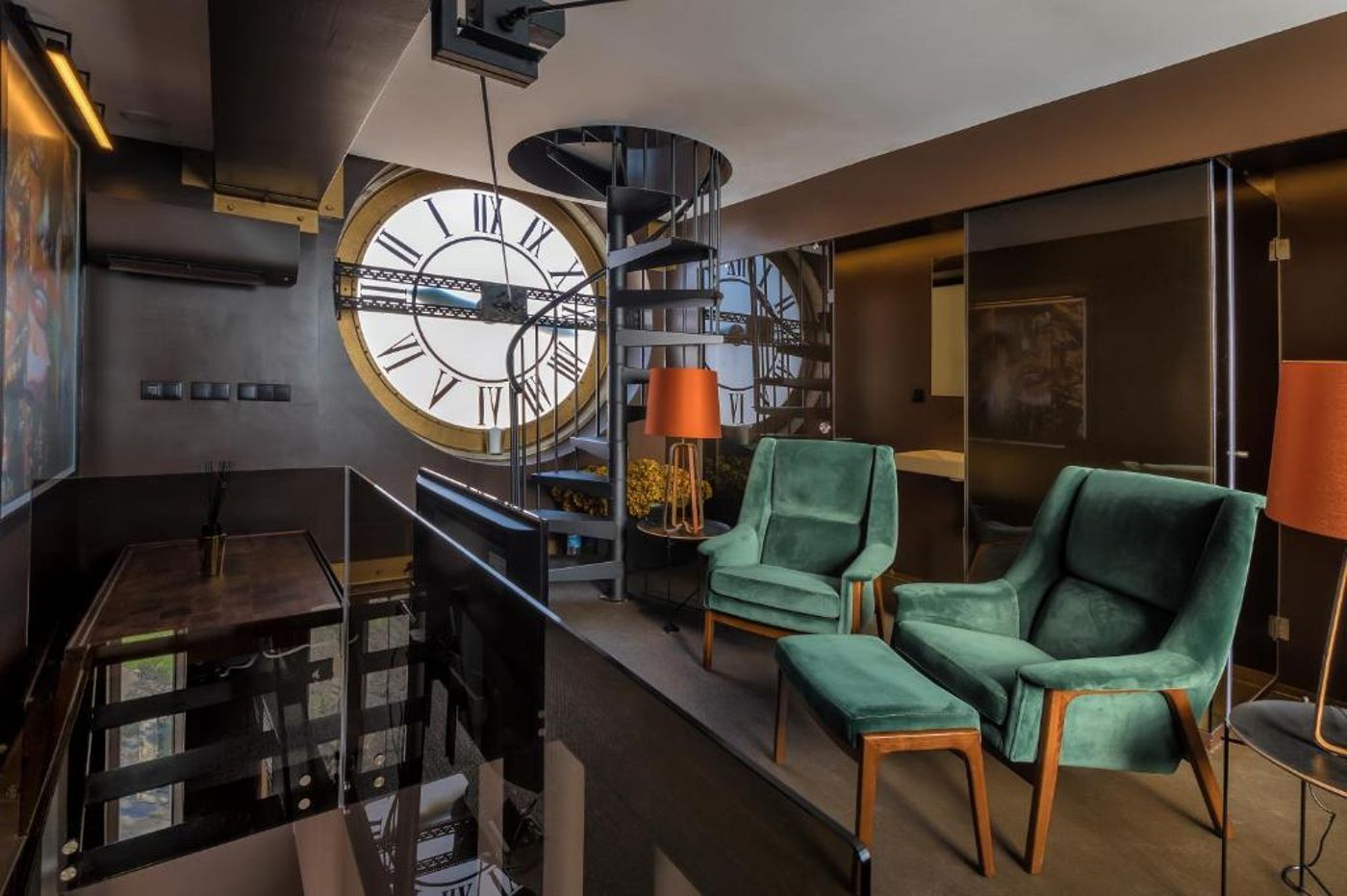 Lisbon-Five-Stars-Apartments-8-Building-Room-12