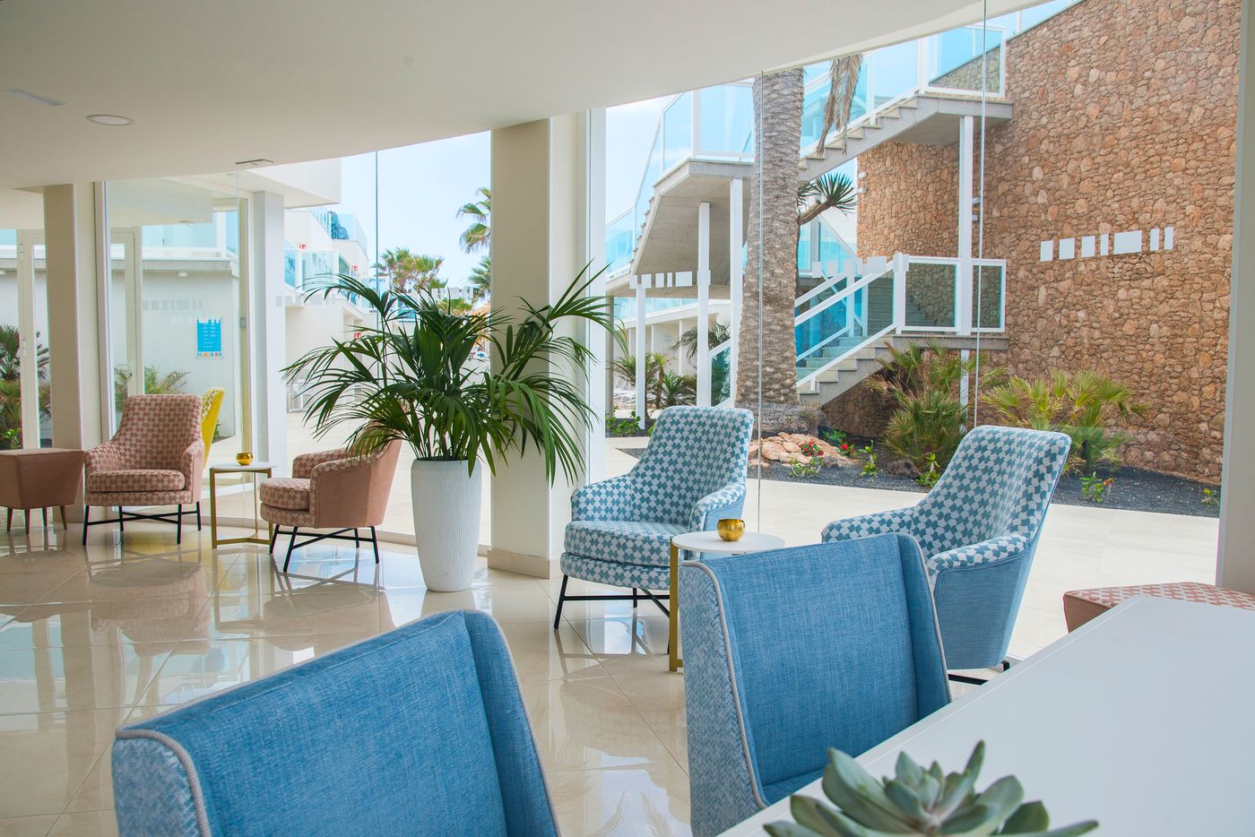 Hotel-Boutique-Tao-Caleta-Mar-Lobby-69