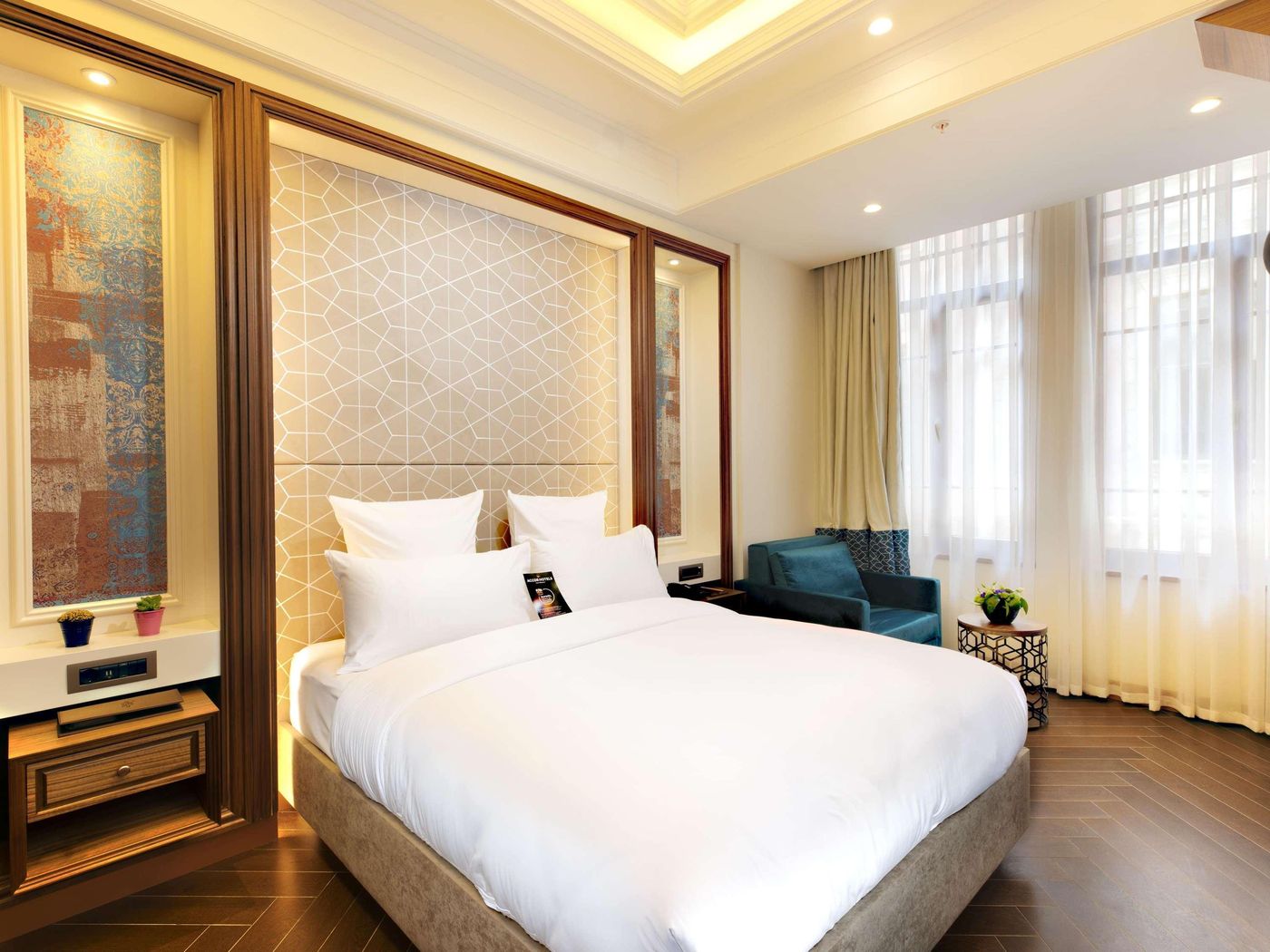 Mercure-Istanbul-Sirkeci-Room-42
