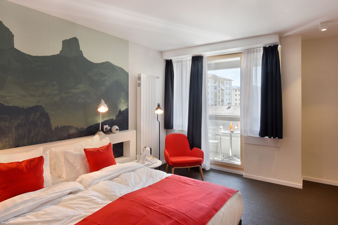 Home-Swiss-Hotel-Room-40