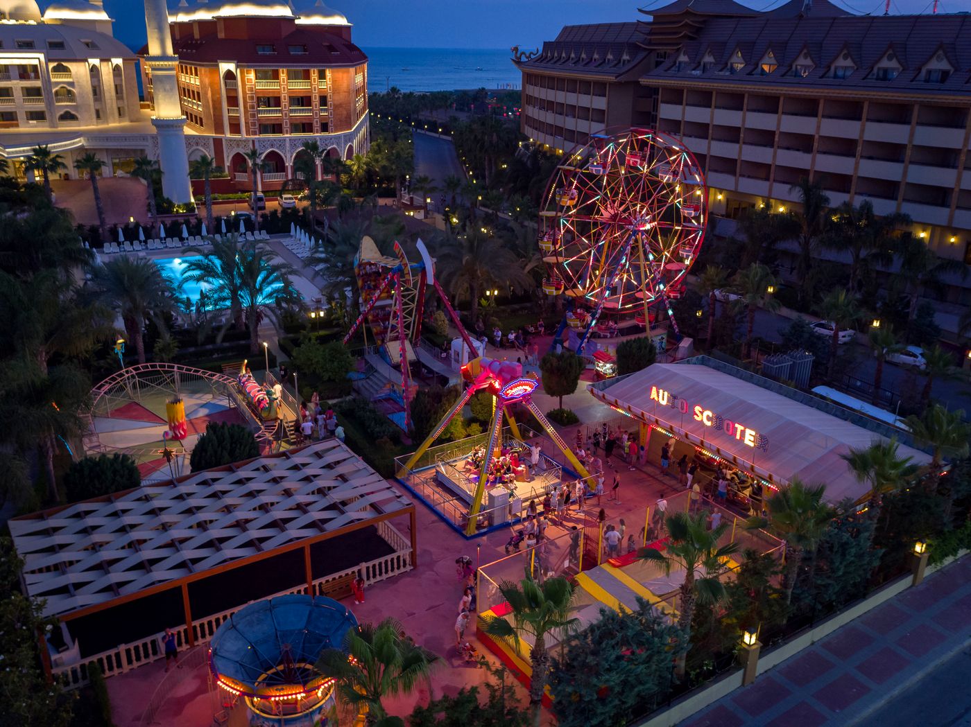 Royal-Taj-Mahal-Sports-and-Entertainment-23