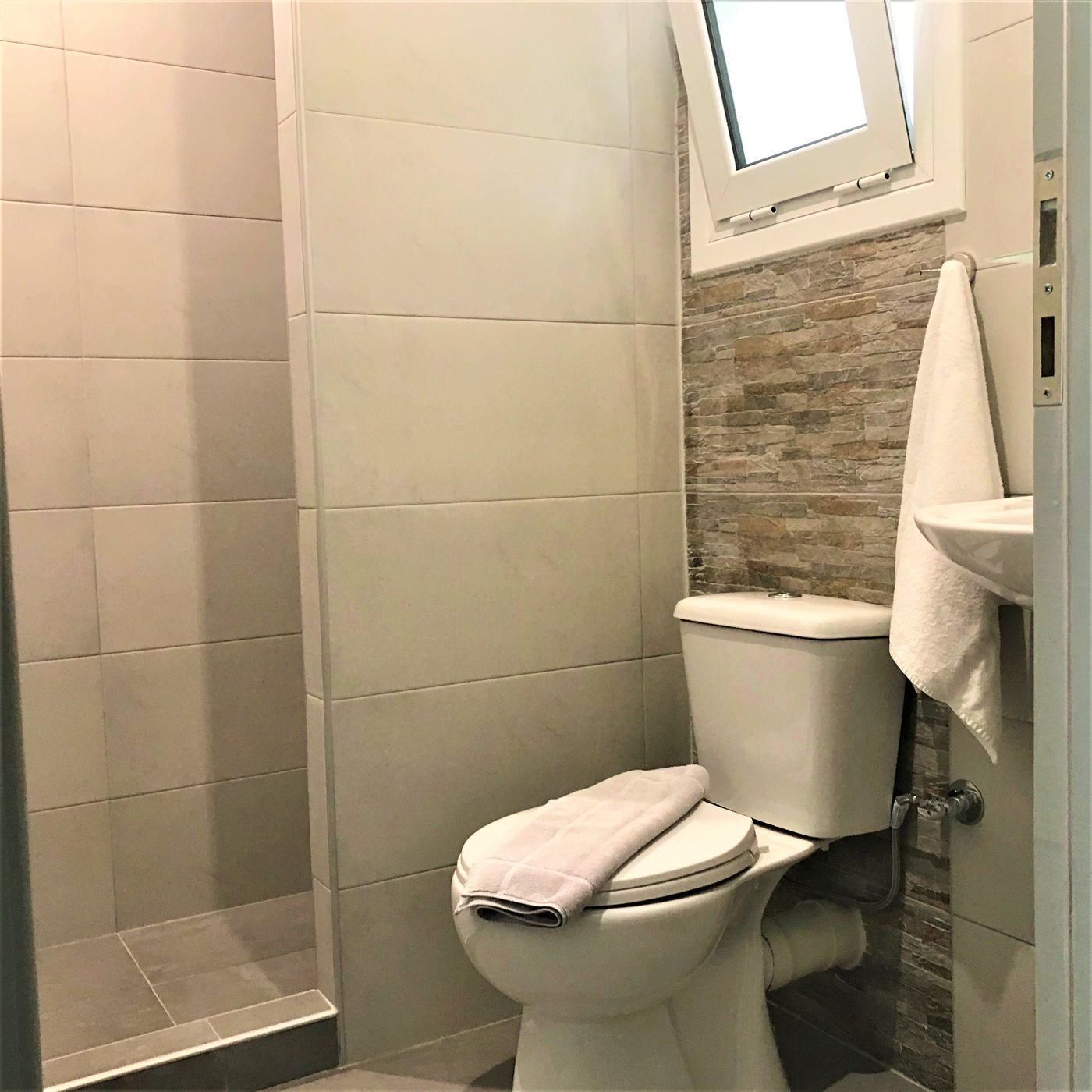 Athens-Psiri-Hotel-Room-14