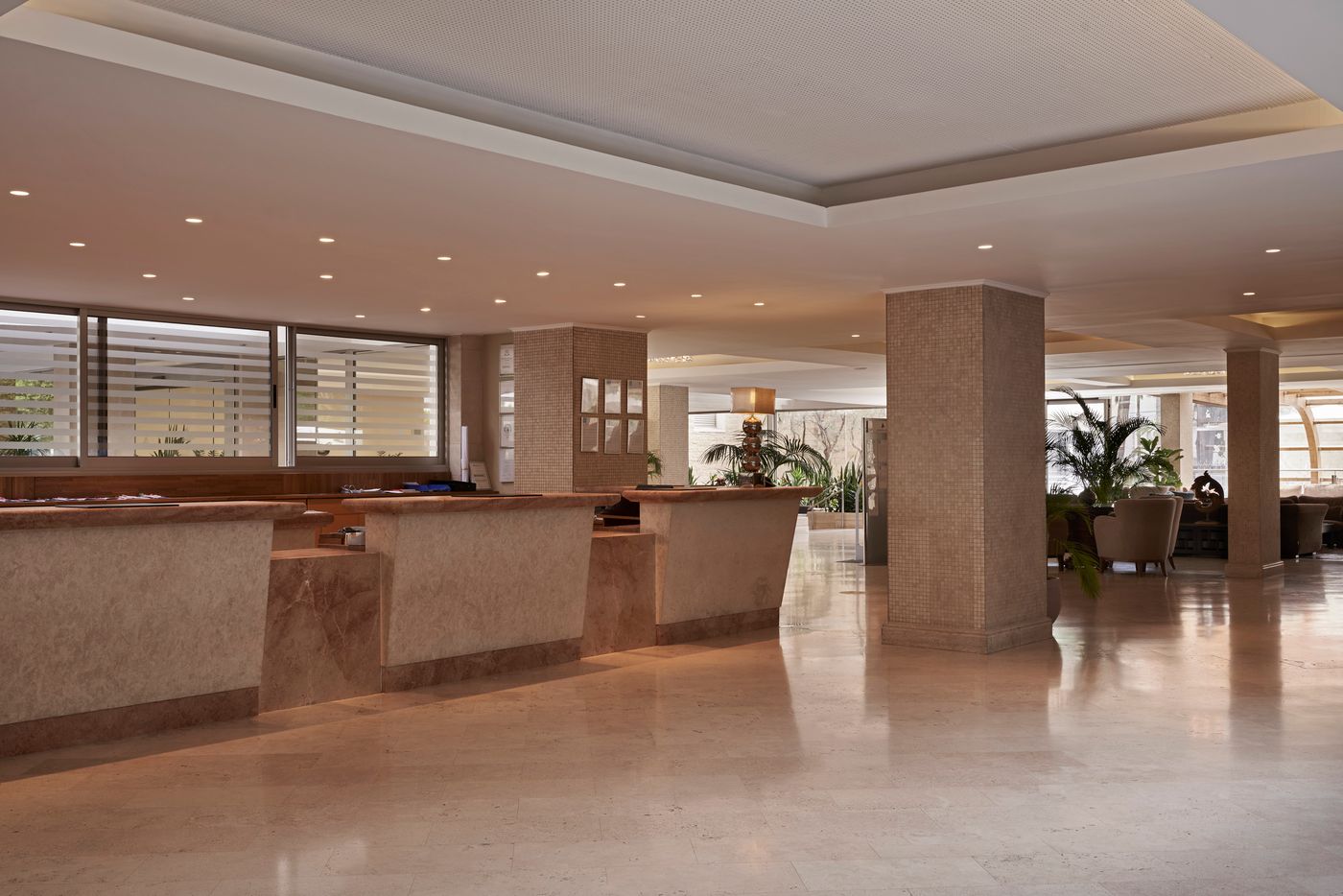 Atlantica Oasis Hotel