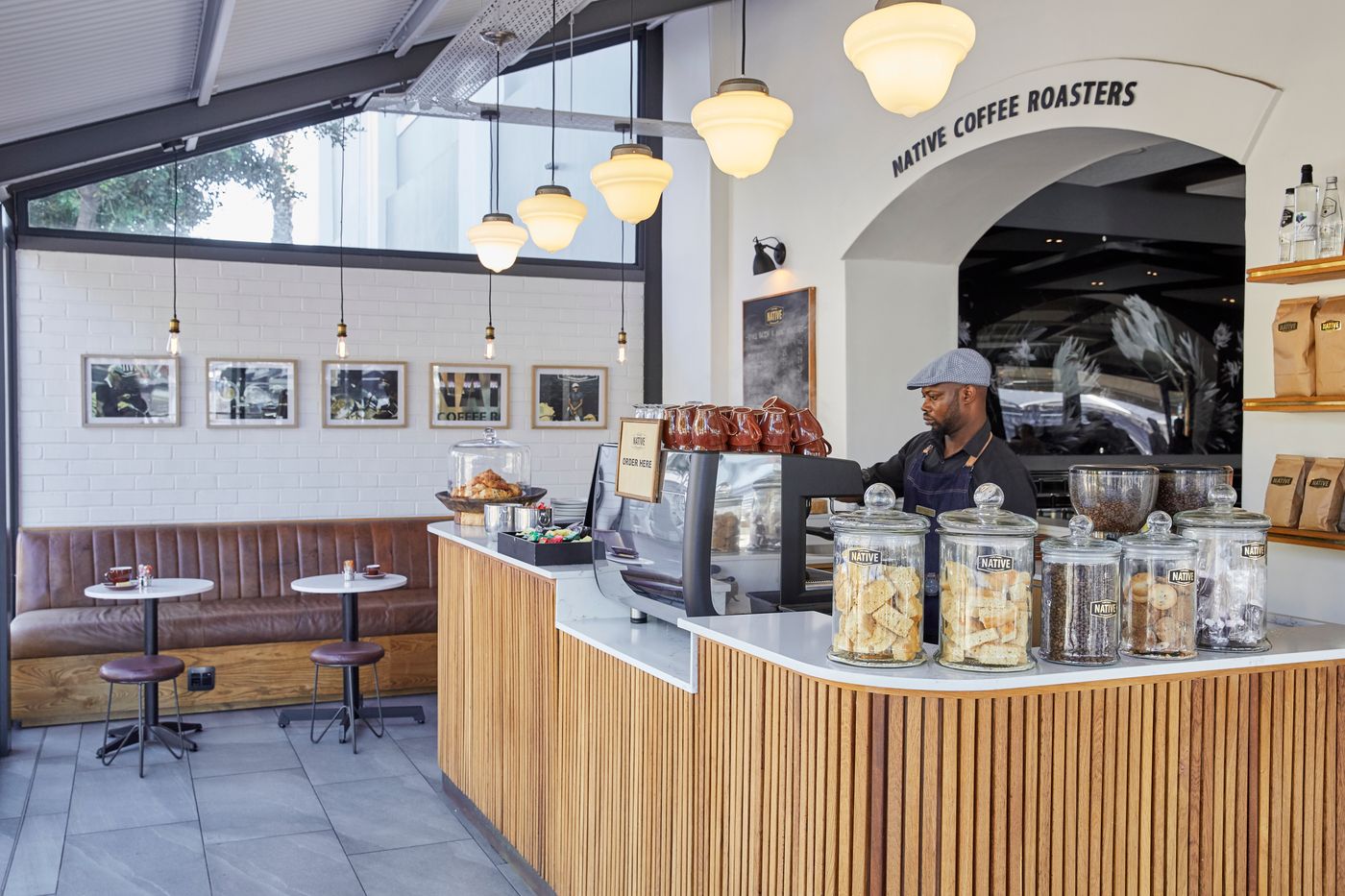 Victoria---Alfred-Hotel-by-Newmark-Restaurant-13