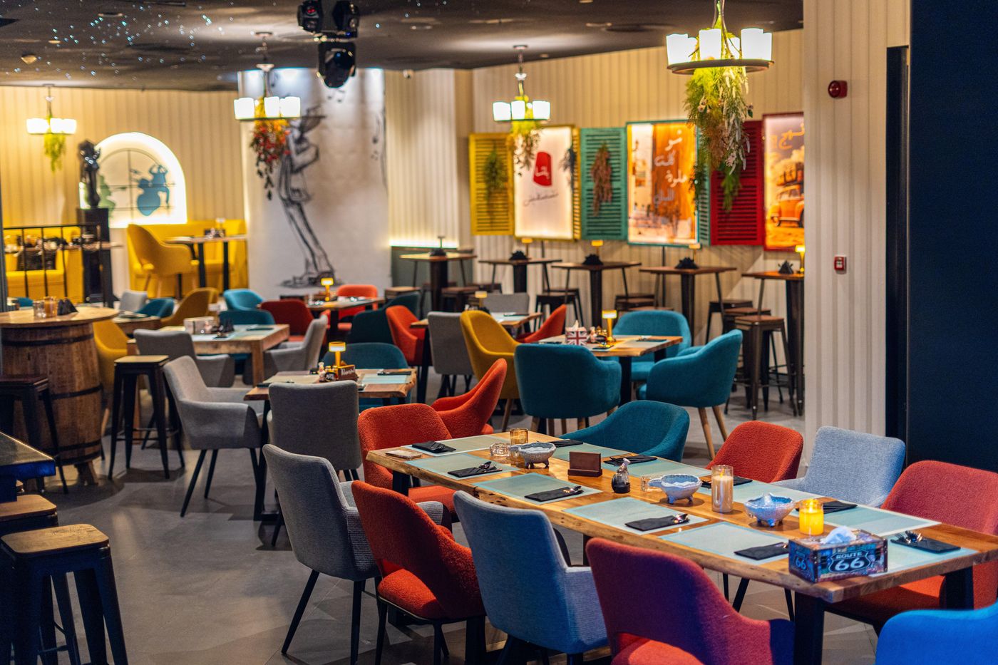 Crowne-Plaza-Jumeirah-Dubai-Restaurant-42