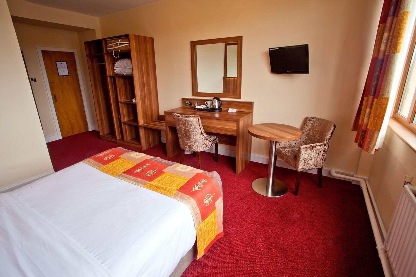 West-County-Hotel-Room-3