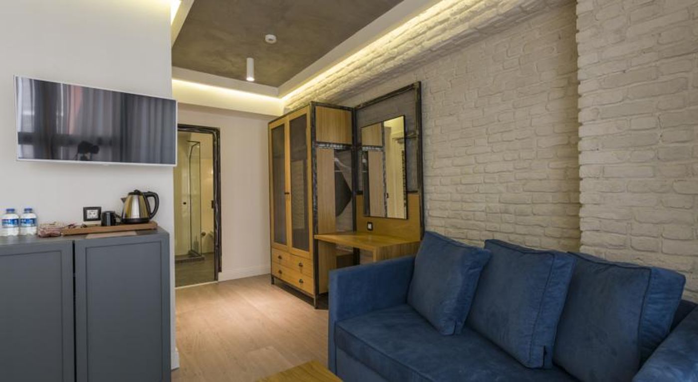 Fitas-Oda-Hotel-Lobby-21