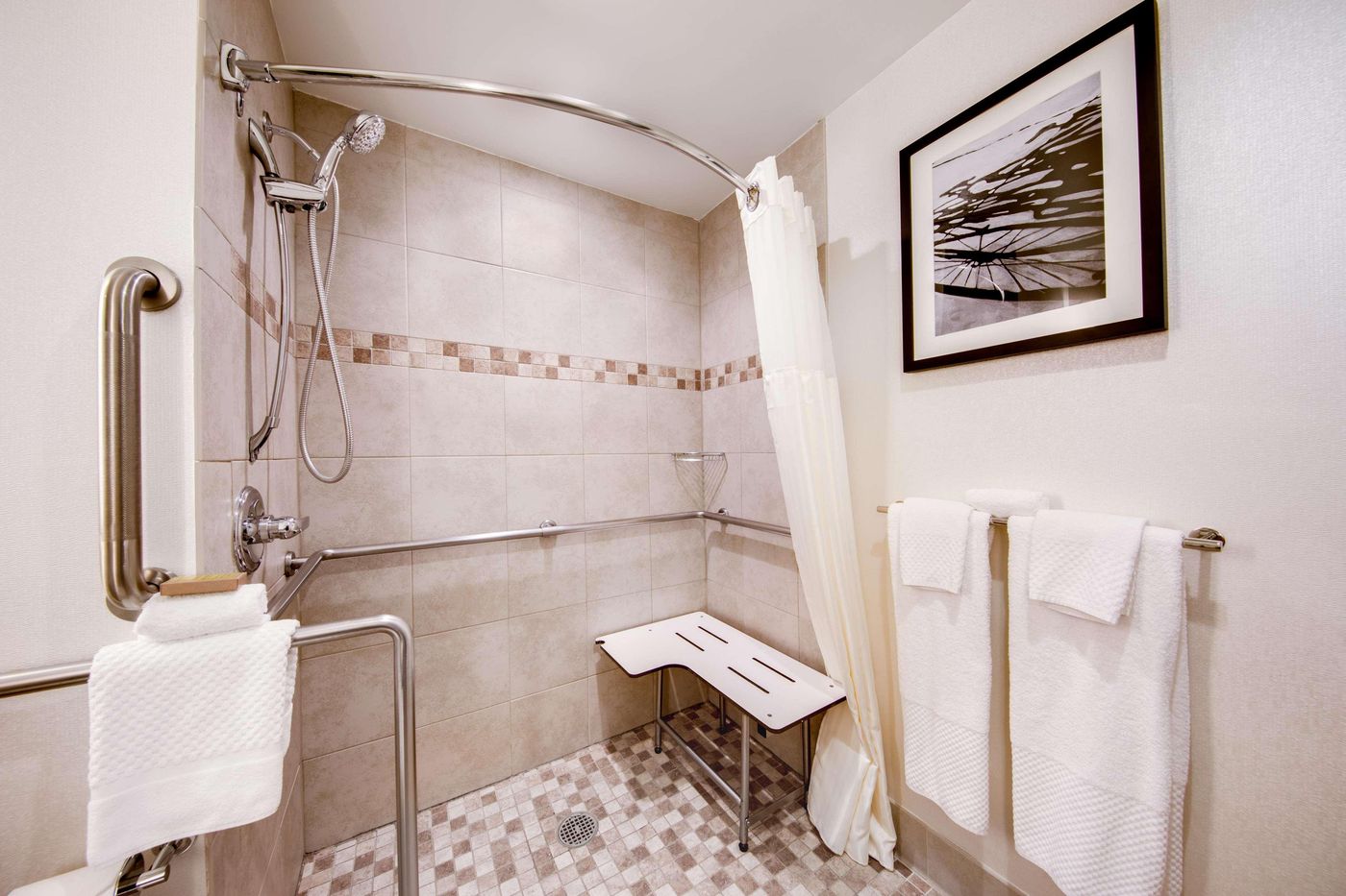 Doubletree-Hotel-Jersey-City-Room-27