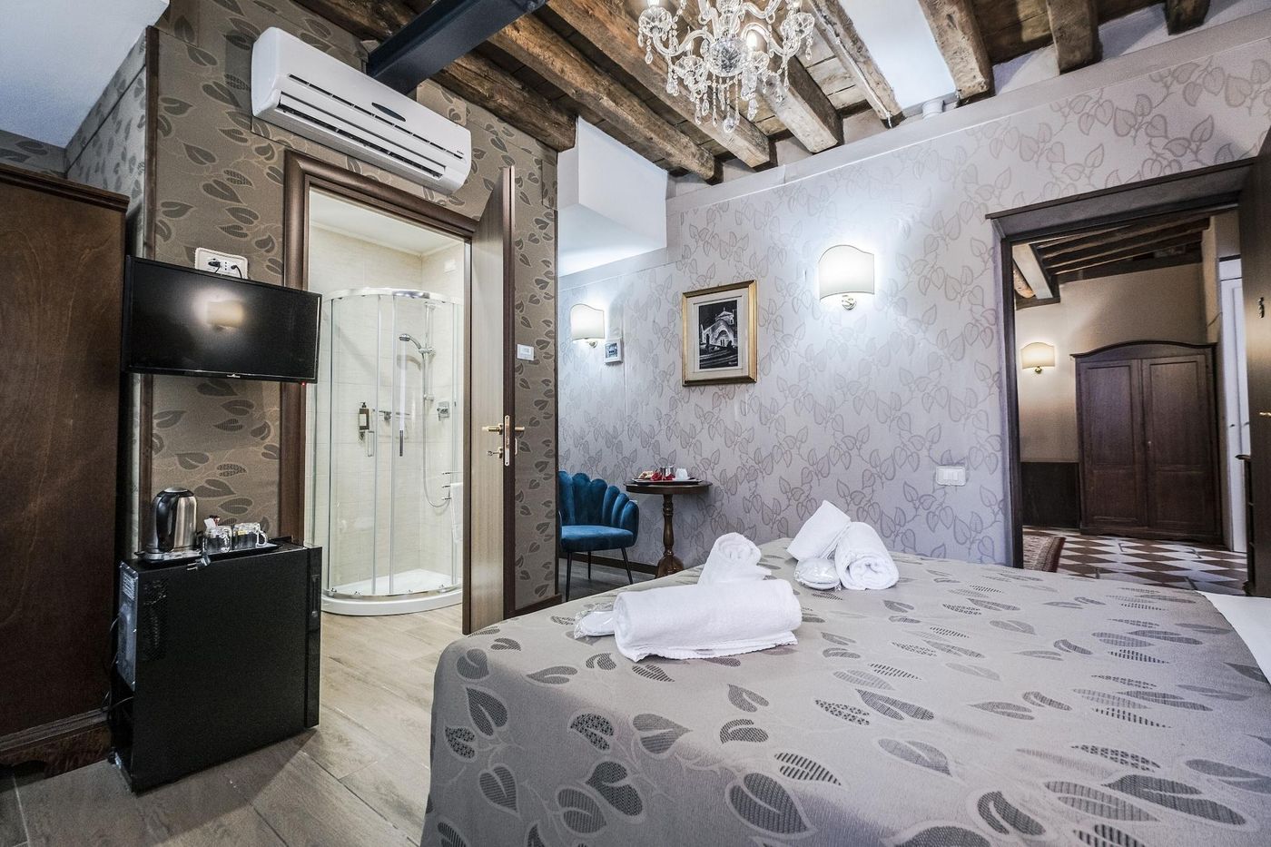 Ca--Lavezzera-Room-5