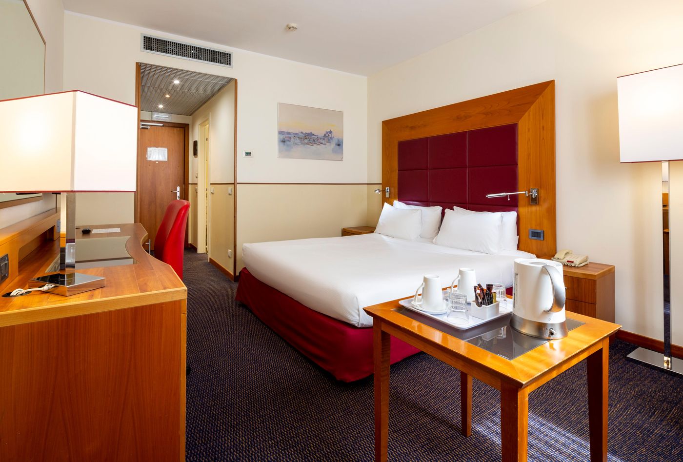 Crowne-Plaza-Venice-East-Quarto-D-altino-Room-11