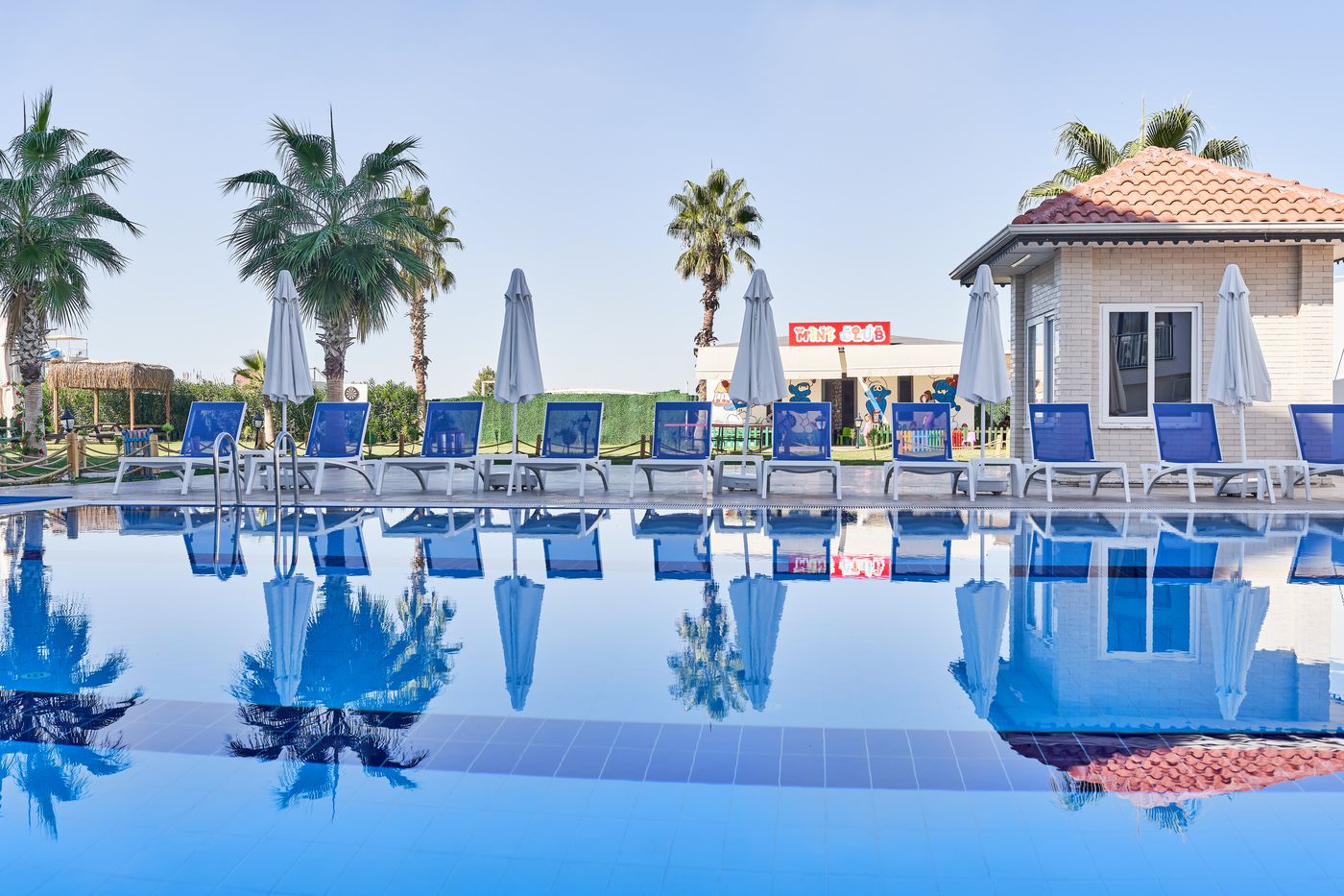 Lavia Hotel Lara