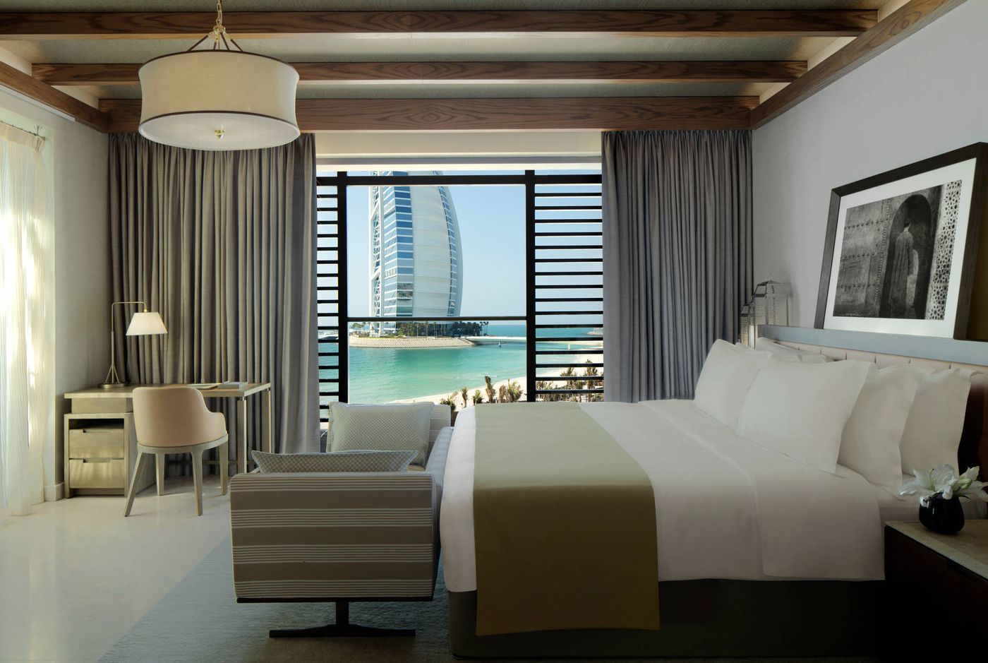 Madinat-Jumeriah---Jumeirah-Al-Naseem-Room-20