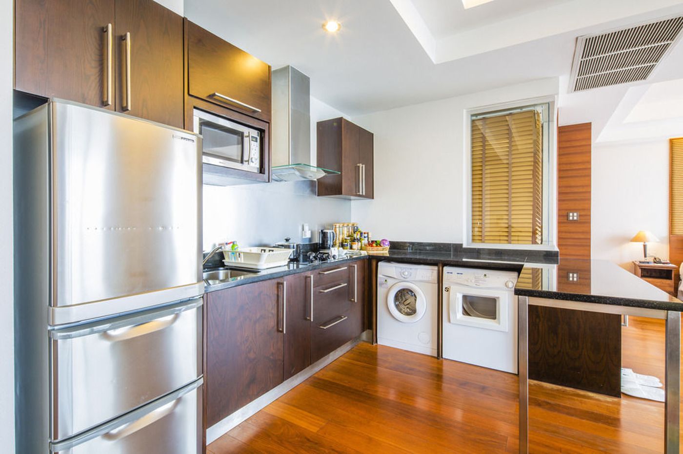 Column-Bangkok-Room-38