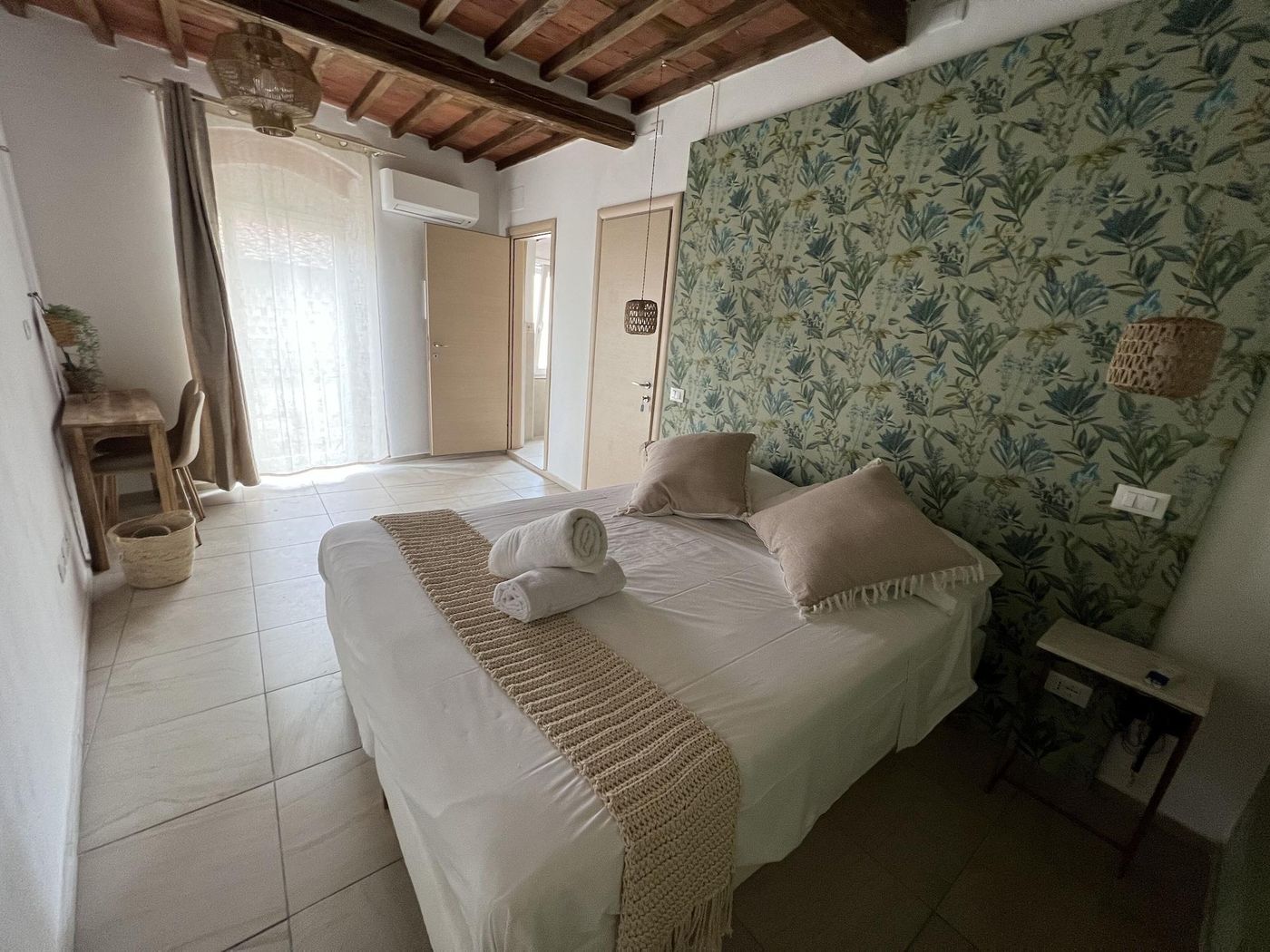 Verderame-Rooms---Suite-In-Lucca-Room-12