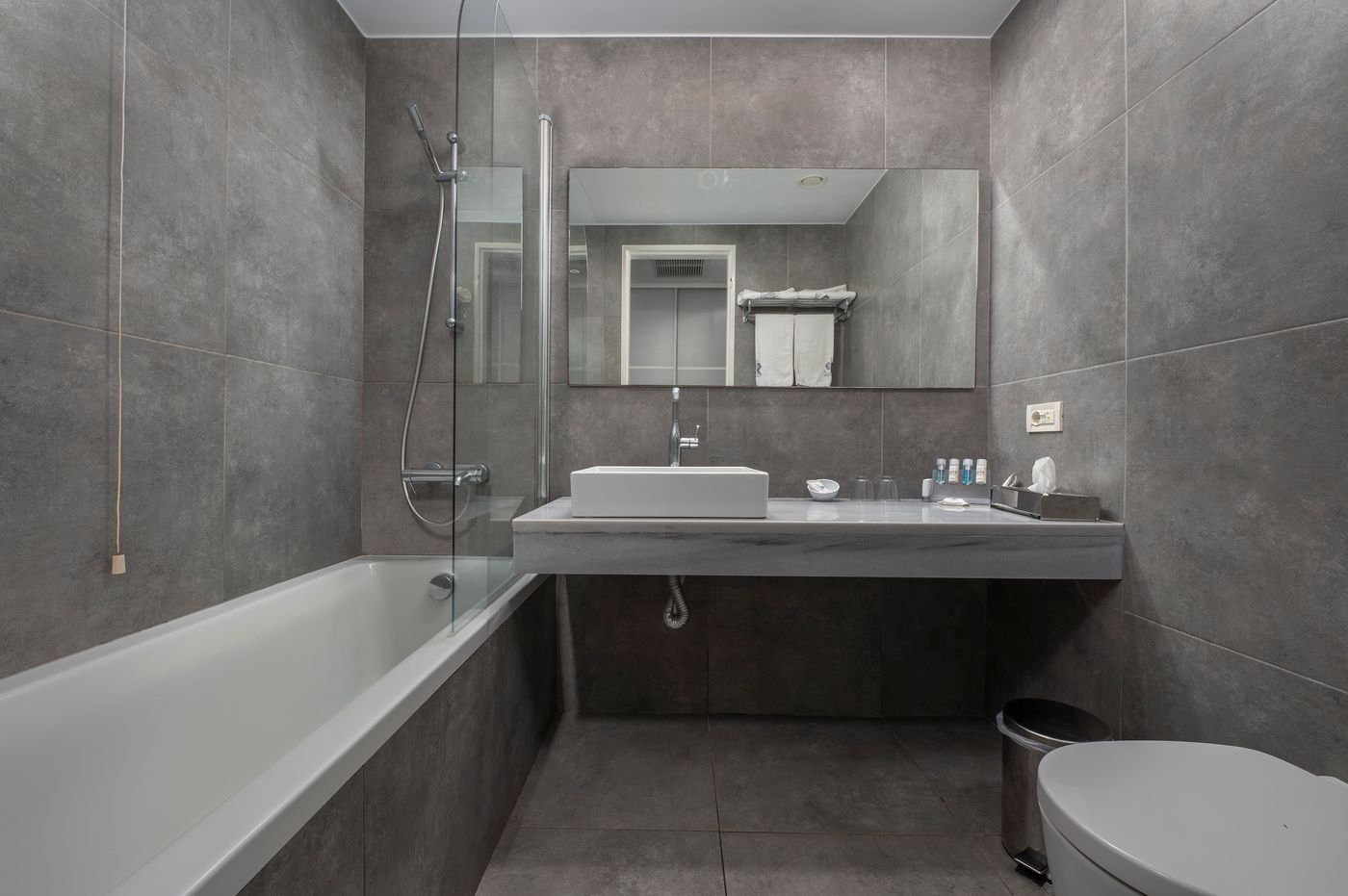 Skiathos-Palace-Hotel-Room-42