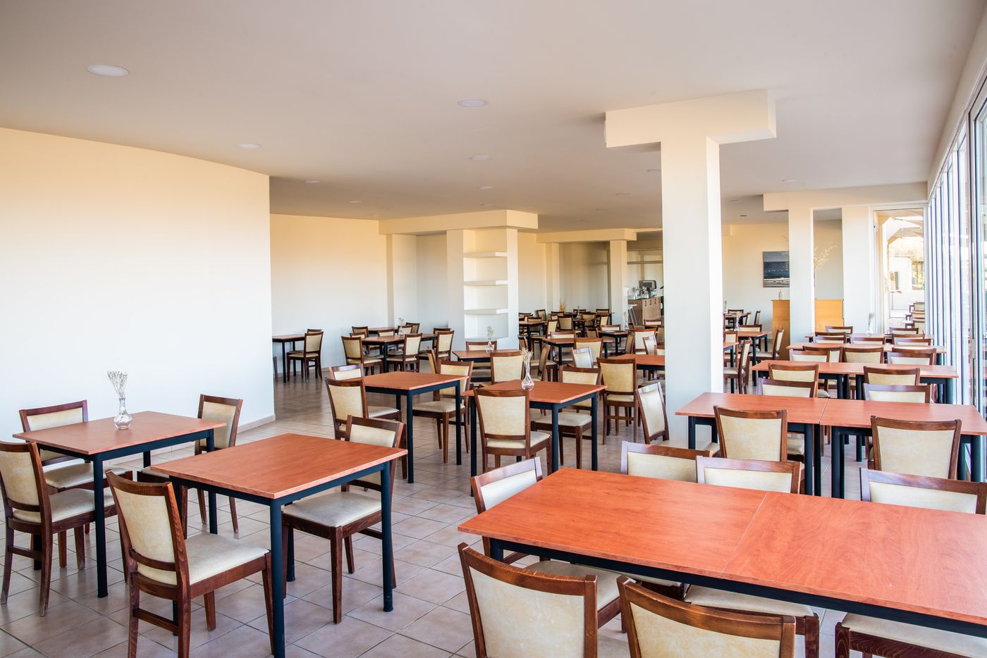 Nicolas-Villas-Restaurant-10