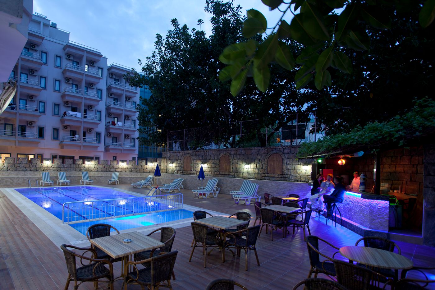 Diamore-Hotel-Pool-4