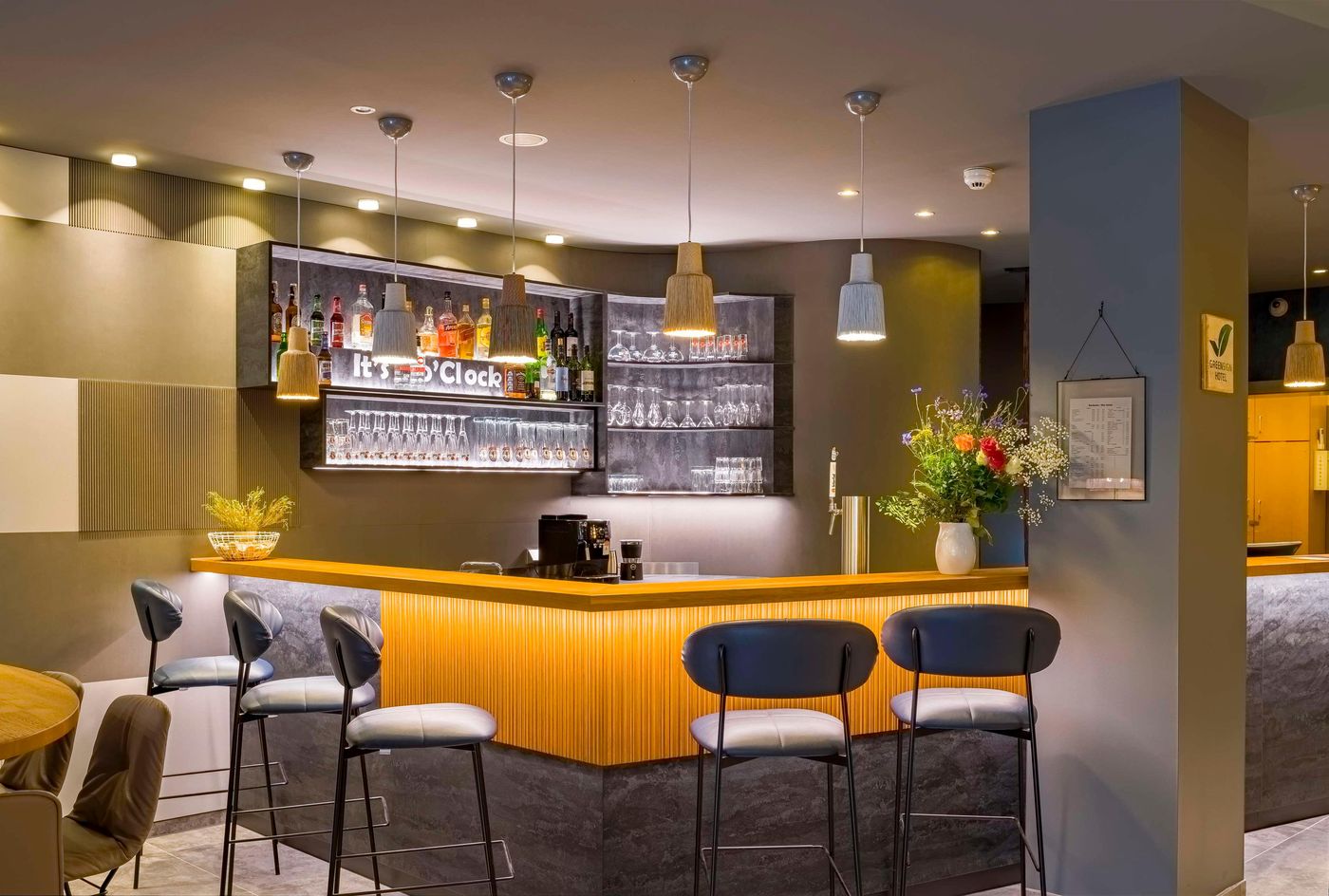 Best-Western-Hotel-Kantstrasse-Berlin-Bar-11