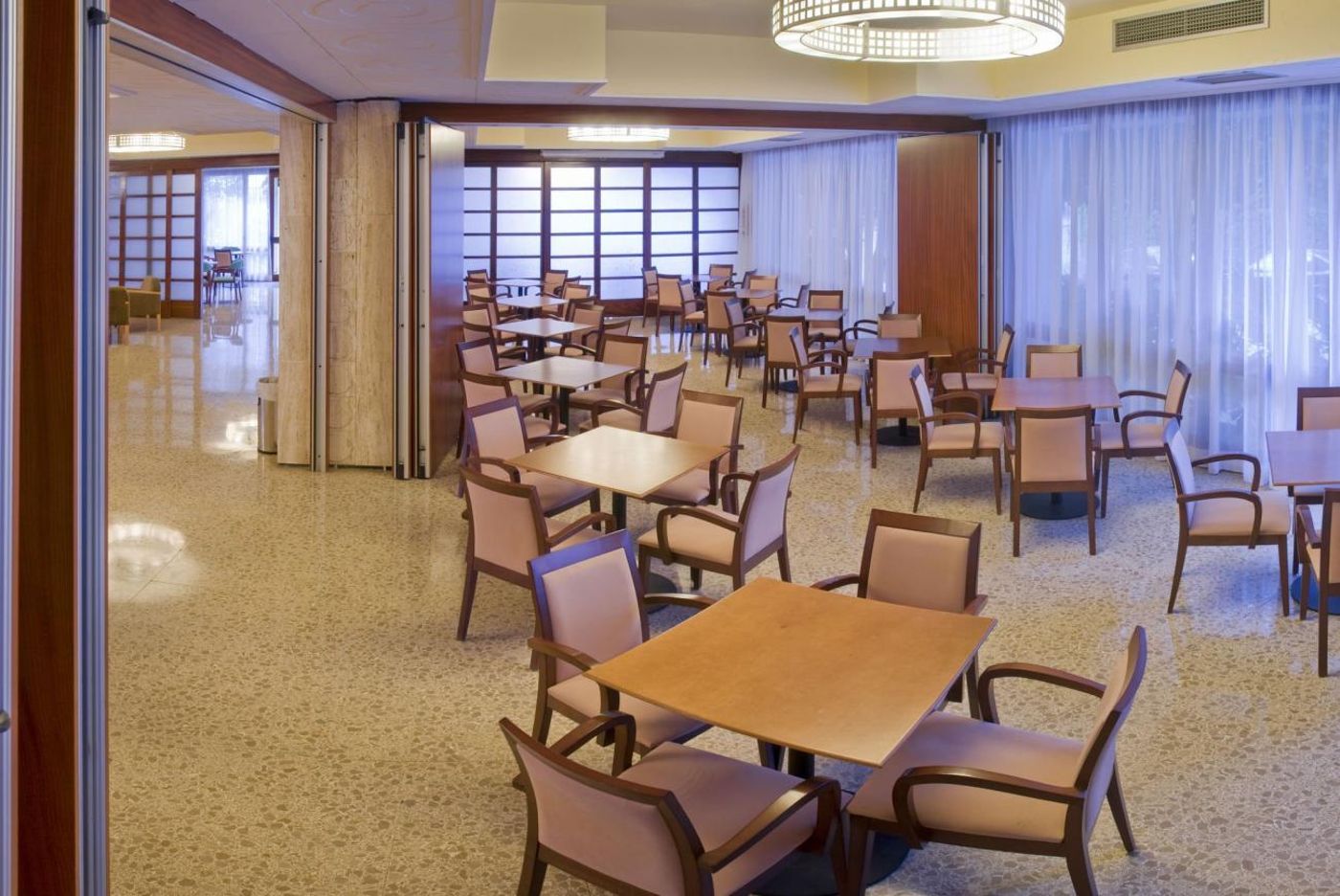 GHT Oasis Park Hotel