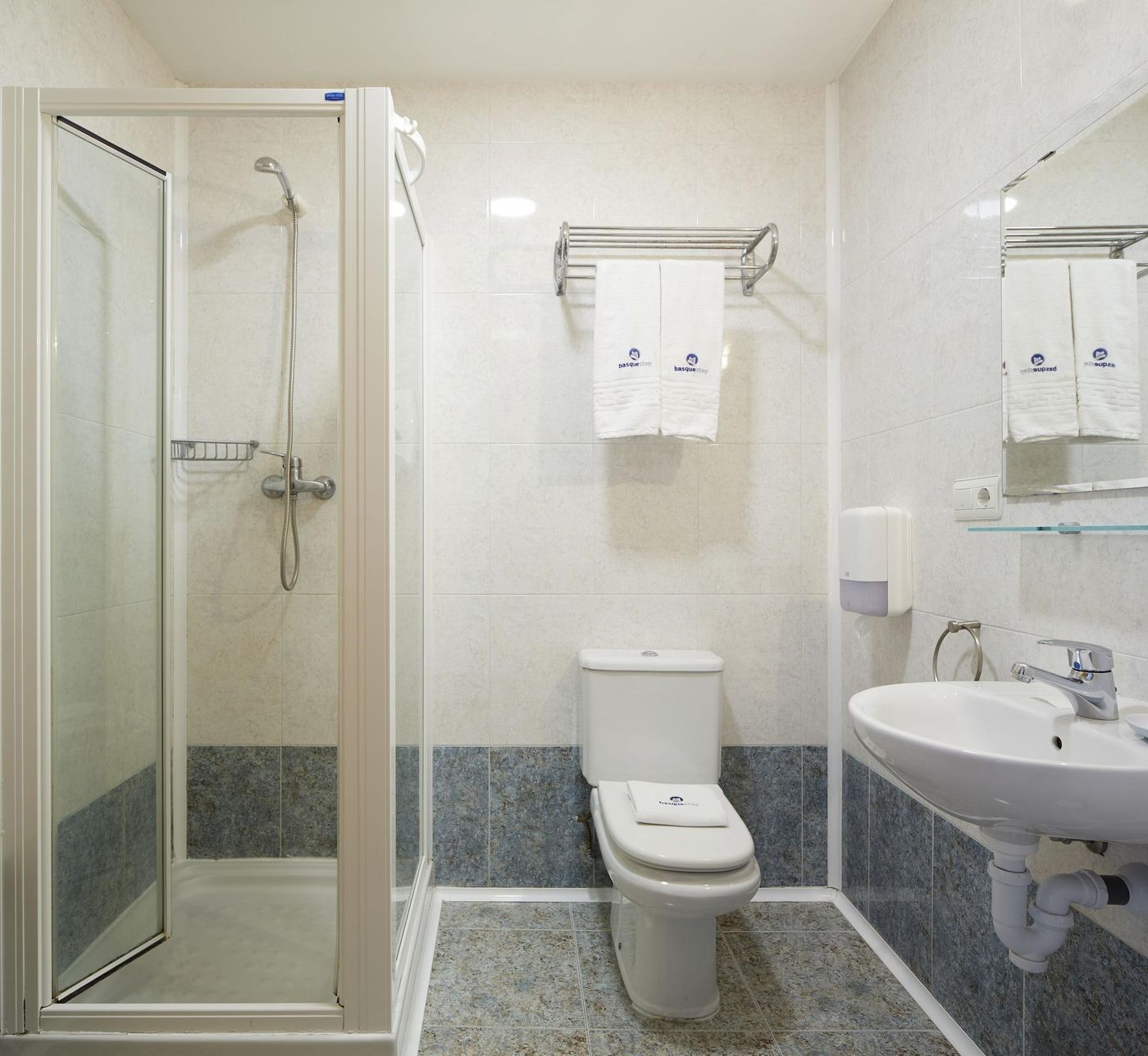 Xabin Etxea - Basque Stay-Spain-GETARIA-Room-9