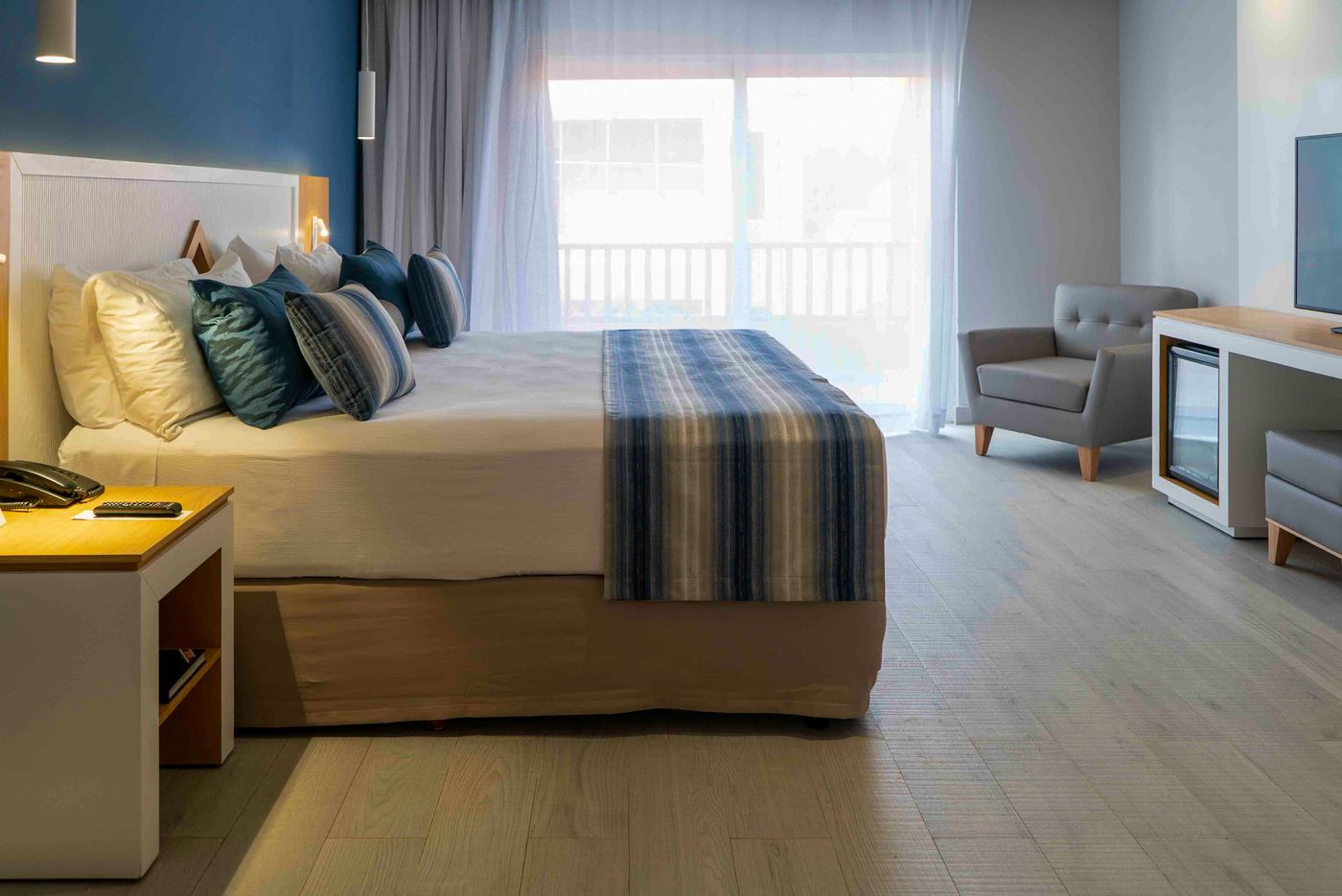 Catalonia-Playa-Maroma-All-Inclusive-Room-22