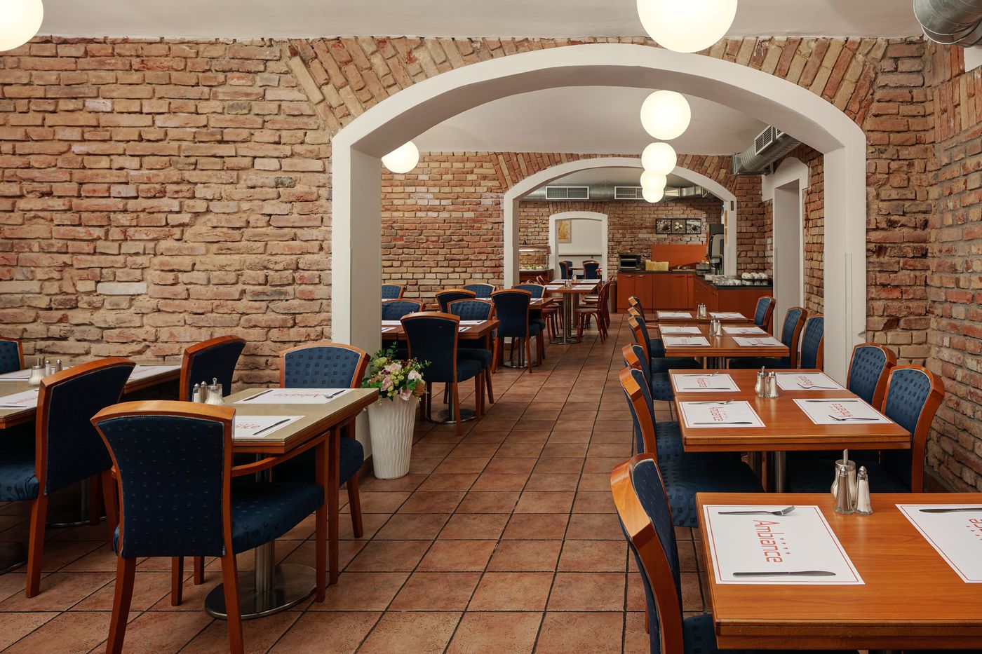 Hotel-Ambiance-Restaurant-27