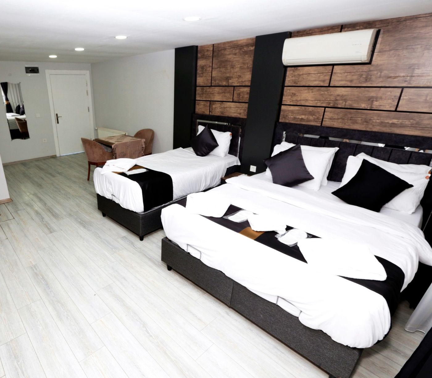 Mila-Suites-Taksim-Room-2