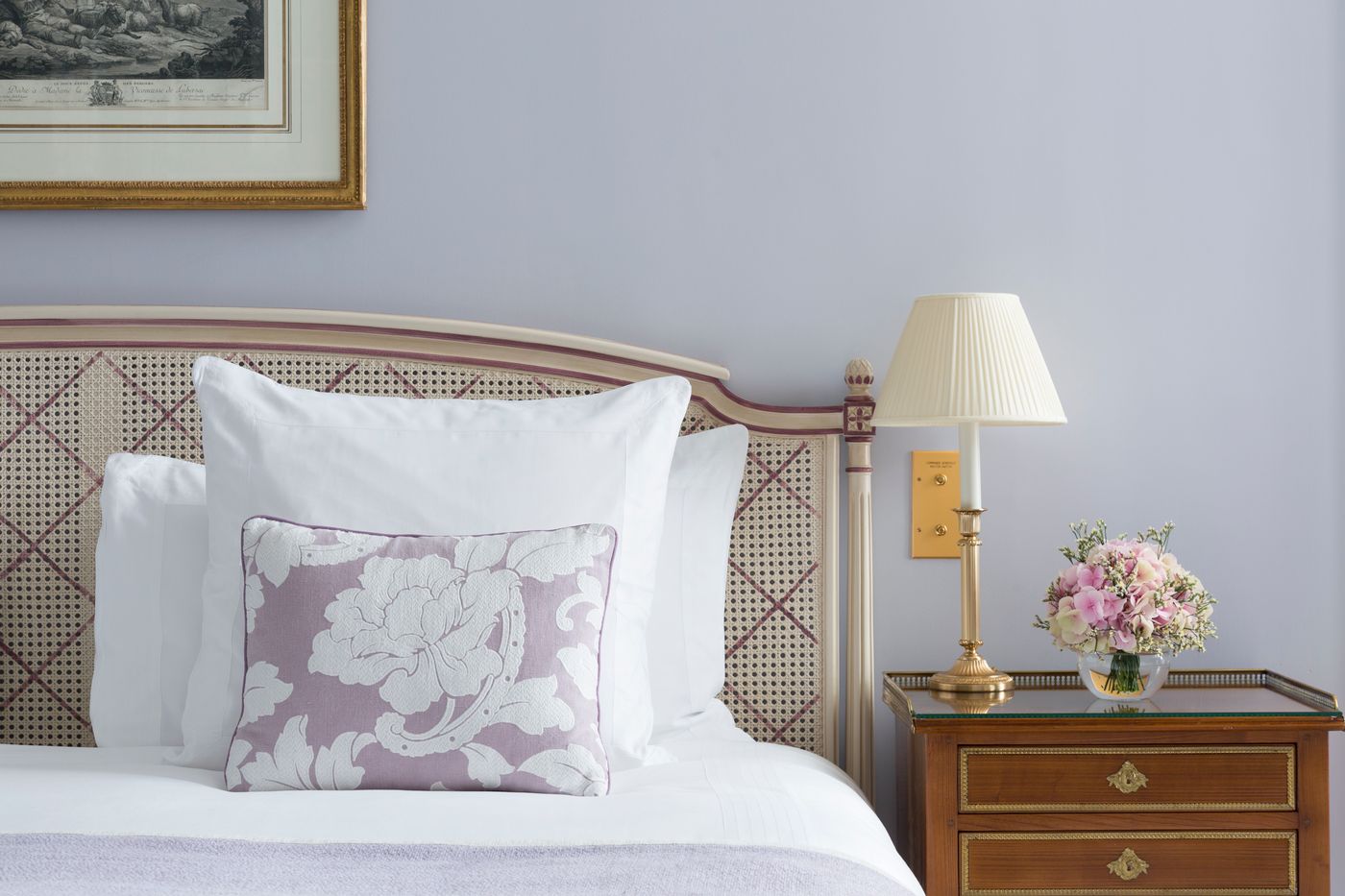 Le-Bristol-Paris-Room-44