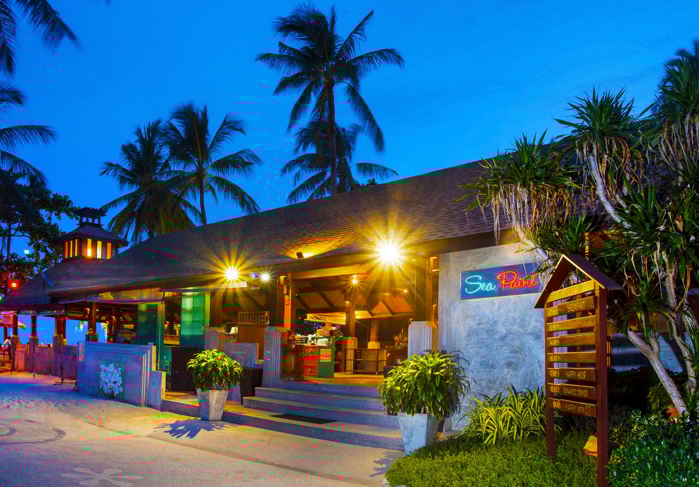Fair-House-Beach-Resort--SHA-Extra---Restaurant-9