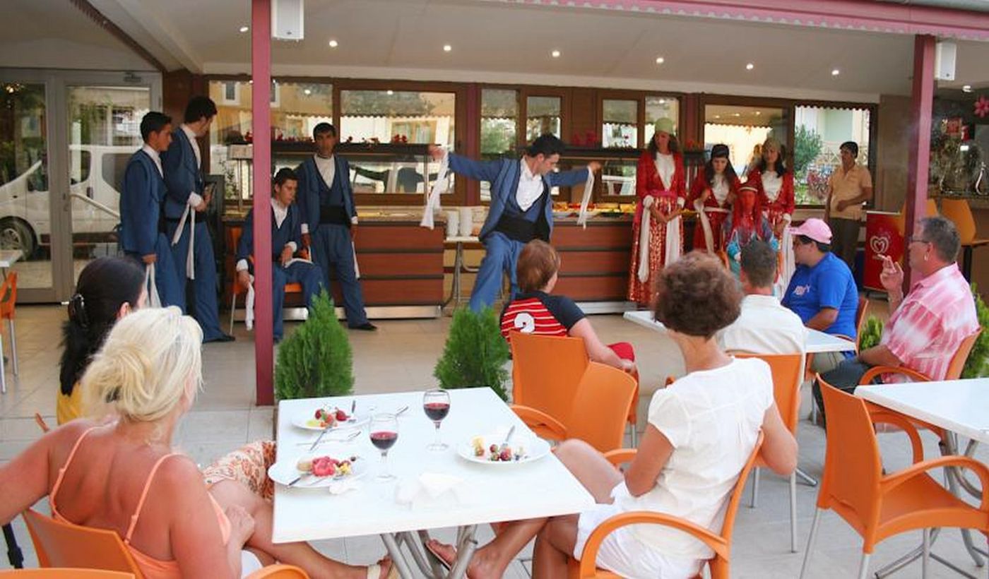 Selenium-Hotel-Bar-16