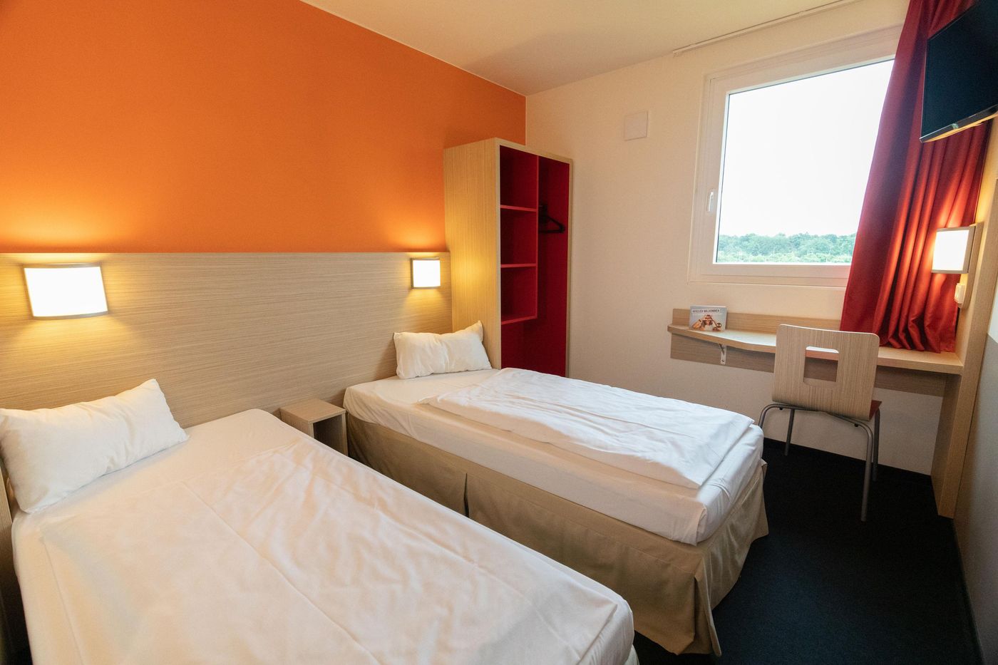 B&B Hotel Frankfurt-Airport - Germany - Frankfurt am Main - Room - 6