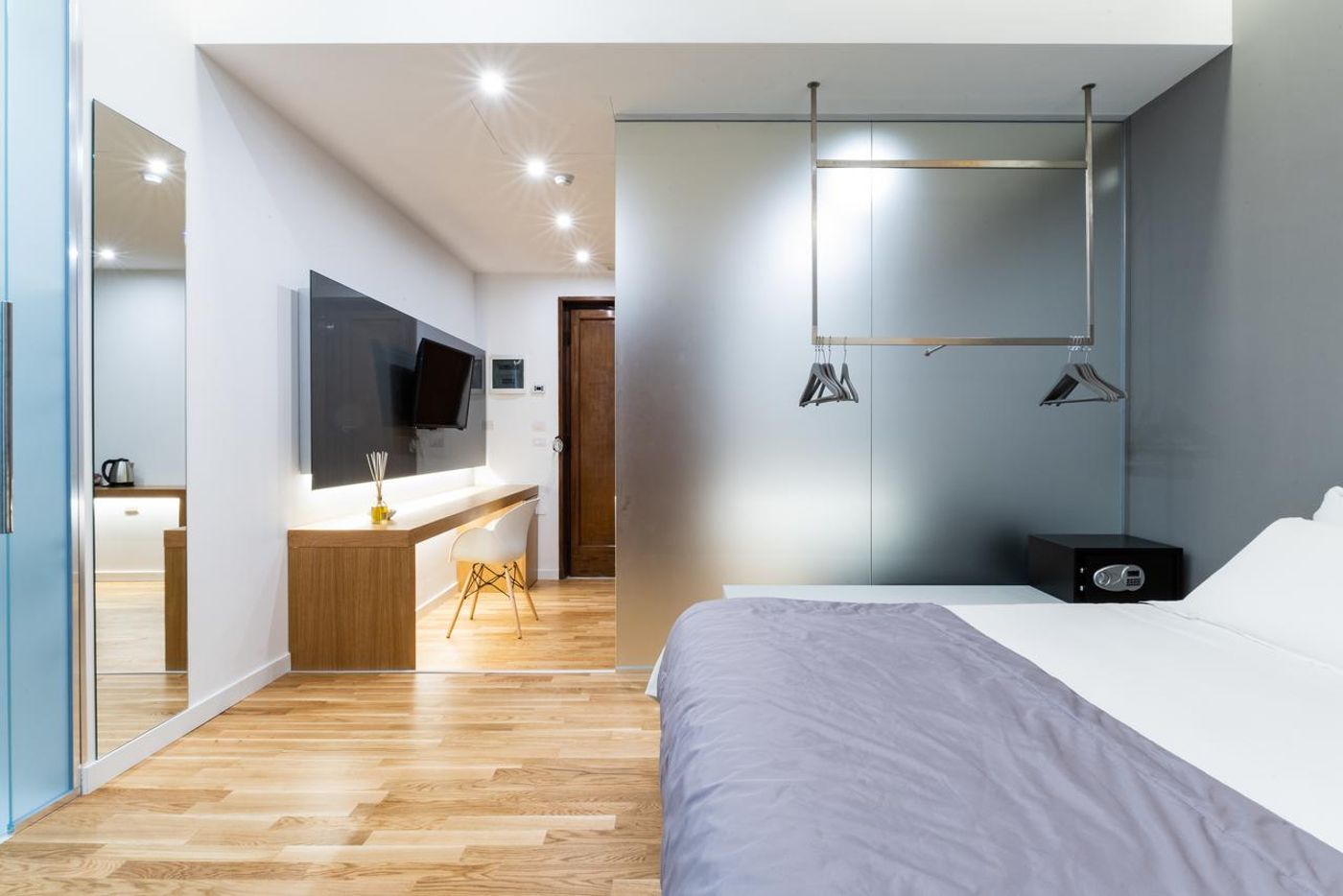 Concept-Terrace-Hotel-Room-3