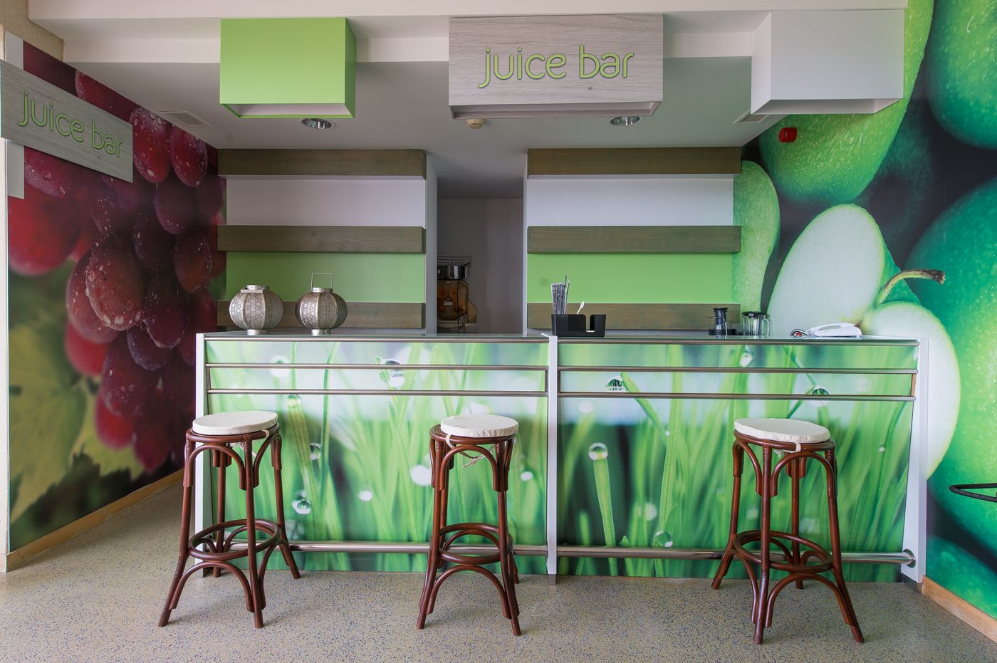 Vila-Baleira-Porto-Santo-Bar-40