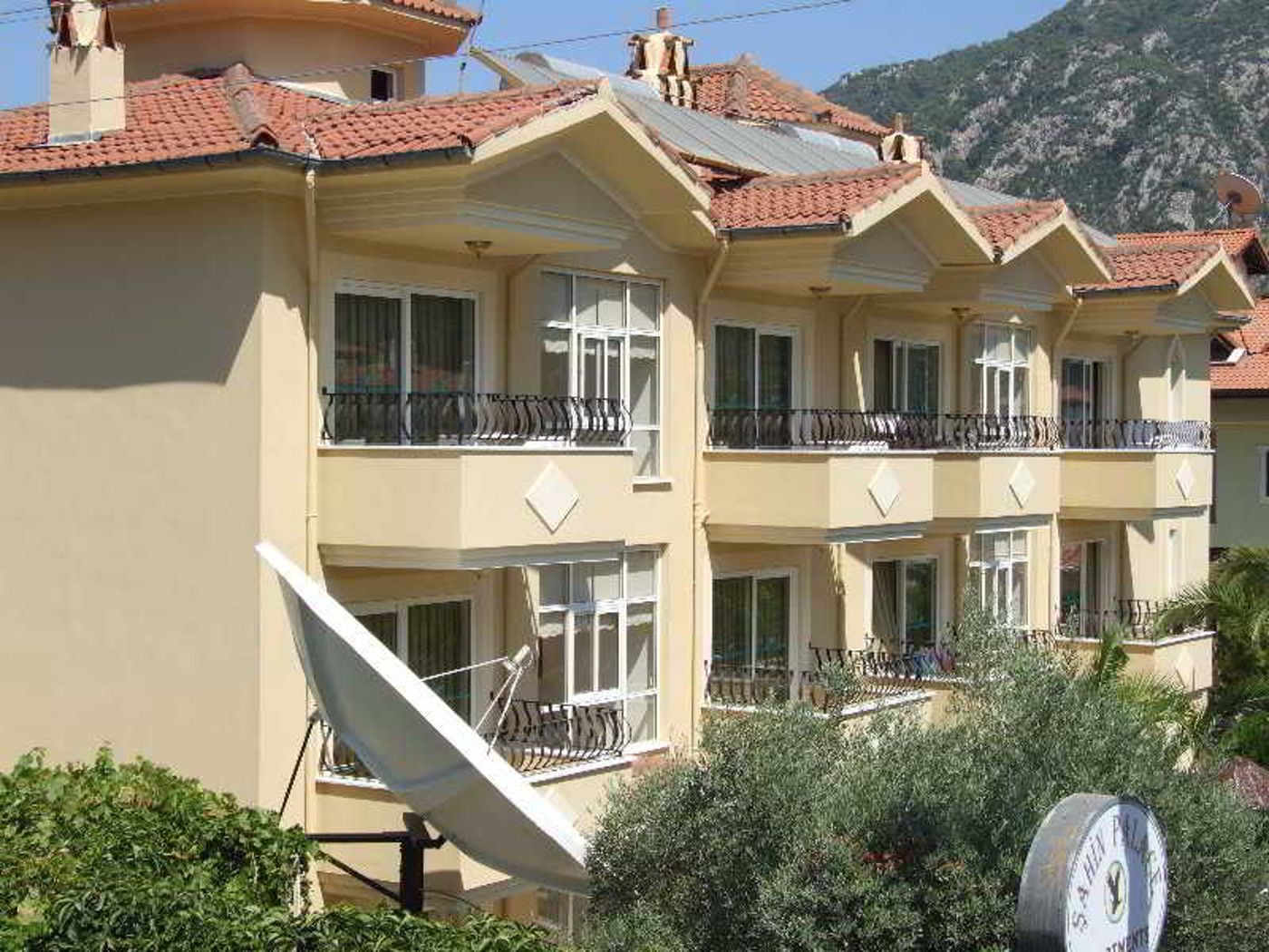 Sahin-Palace-Apartments-General-view-8