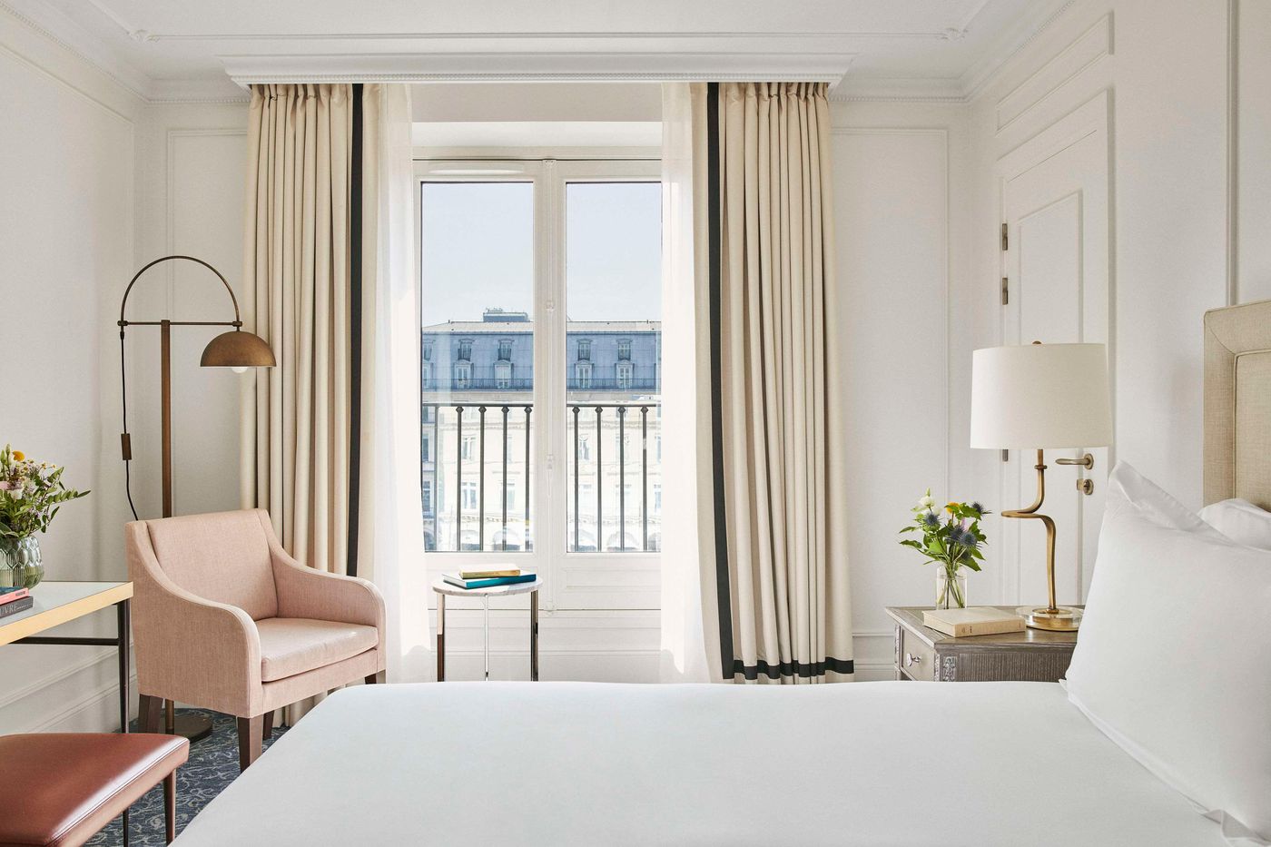 Hotel-du-Louvre-in-the-Unbound-Collection-by-Hyatt-Room-37