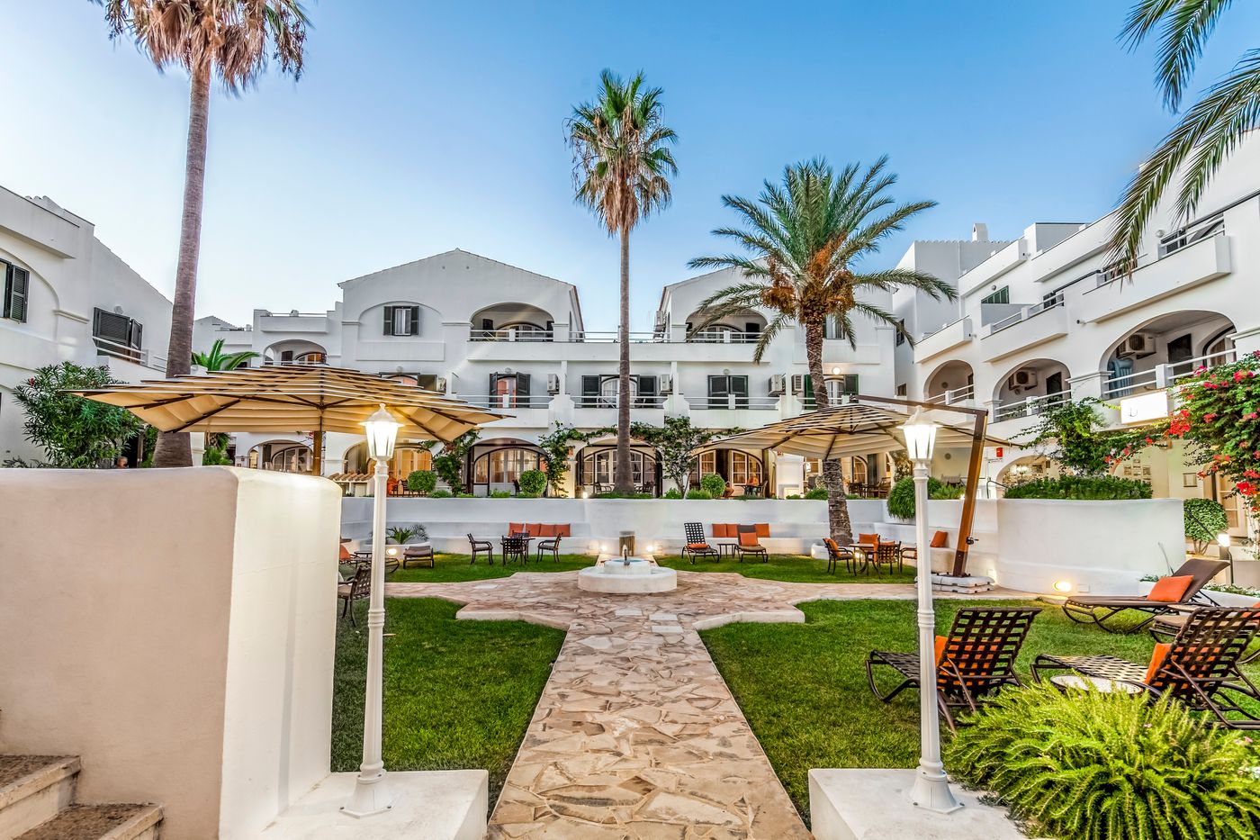 White-Sands-Beach-Club-General-view-5