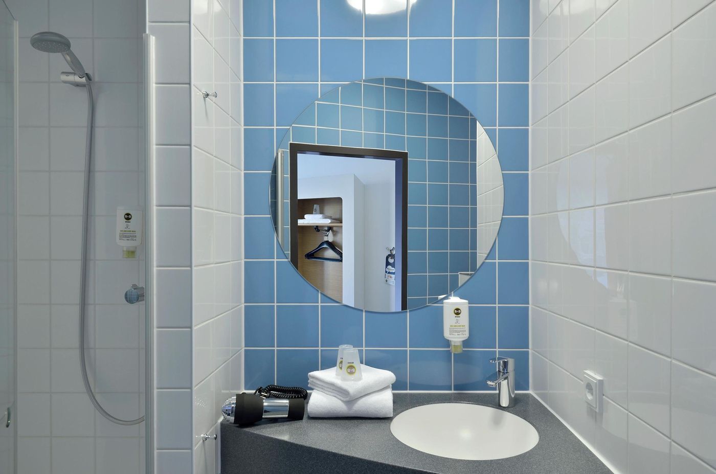 B-B-Hotel-Berlin-Charlottenburg-Room-22