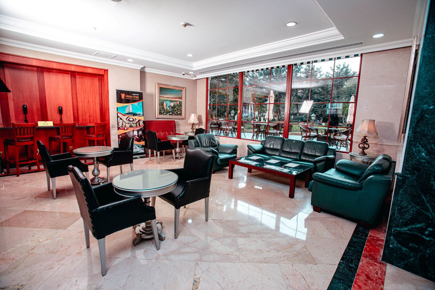 The-Green-Park-Hotel-Merter-Lobby-11
