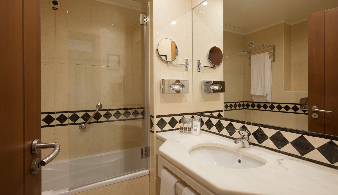 Turim-Europa-Hotel-Room-24