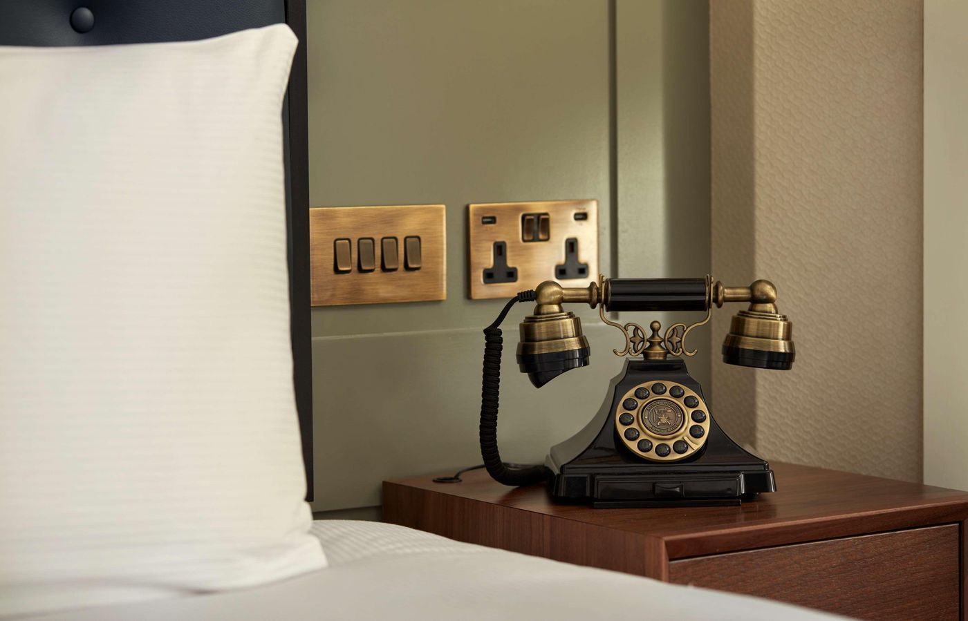 100 Queens Gate Hotel, Curio Collection by Hilton - United Kingdom - LONDON - Room - 6