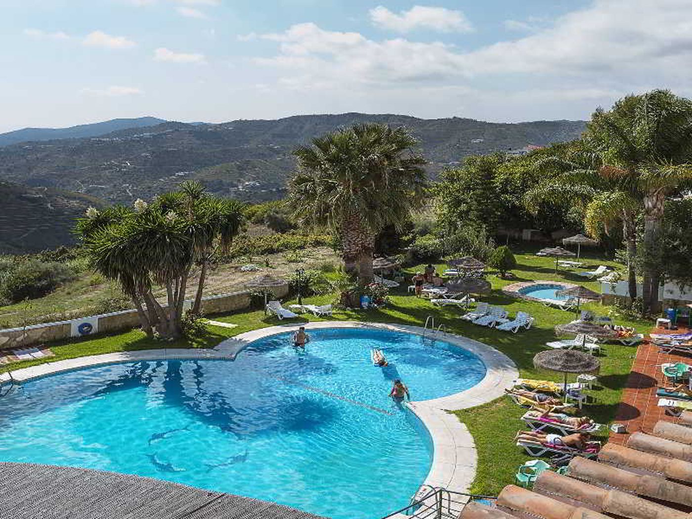 Hotel---Bungalows-Balc----n-de-Competa-Pool-4